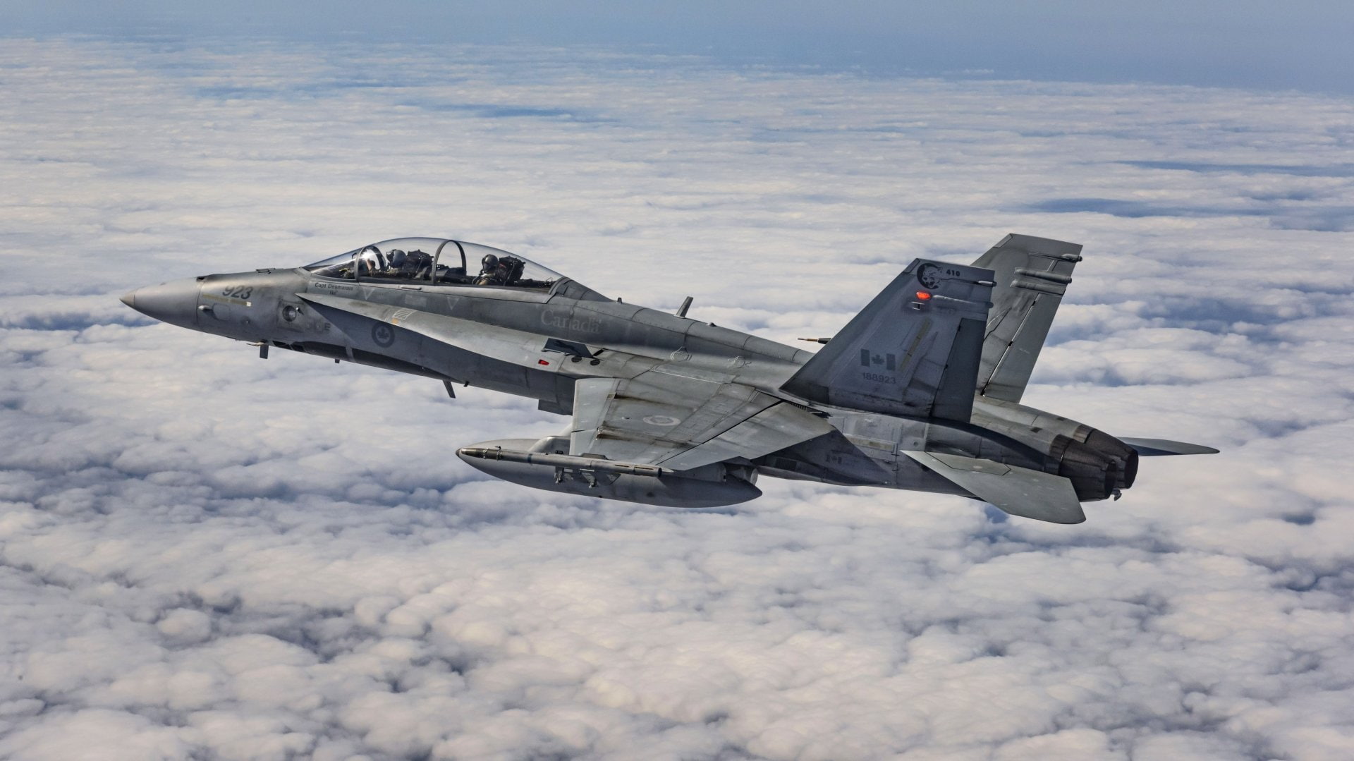 1080P, Jet Fighter, Warplane, McDonnell Douglas CF-18 Hornet, Jet Fighters, Aircraft, HD Wallpaper