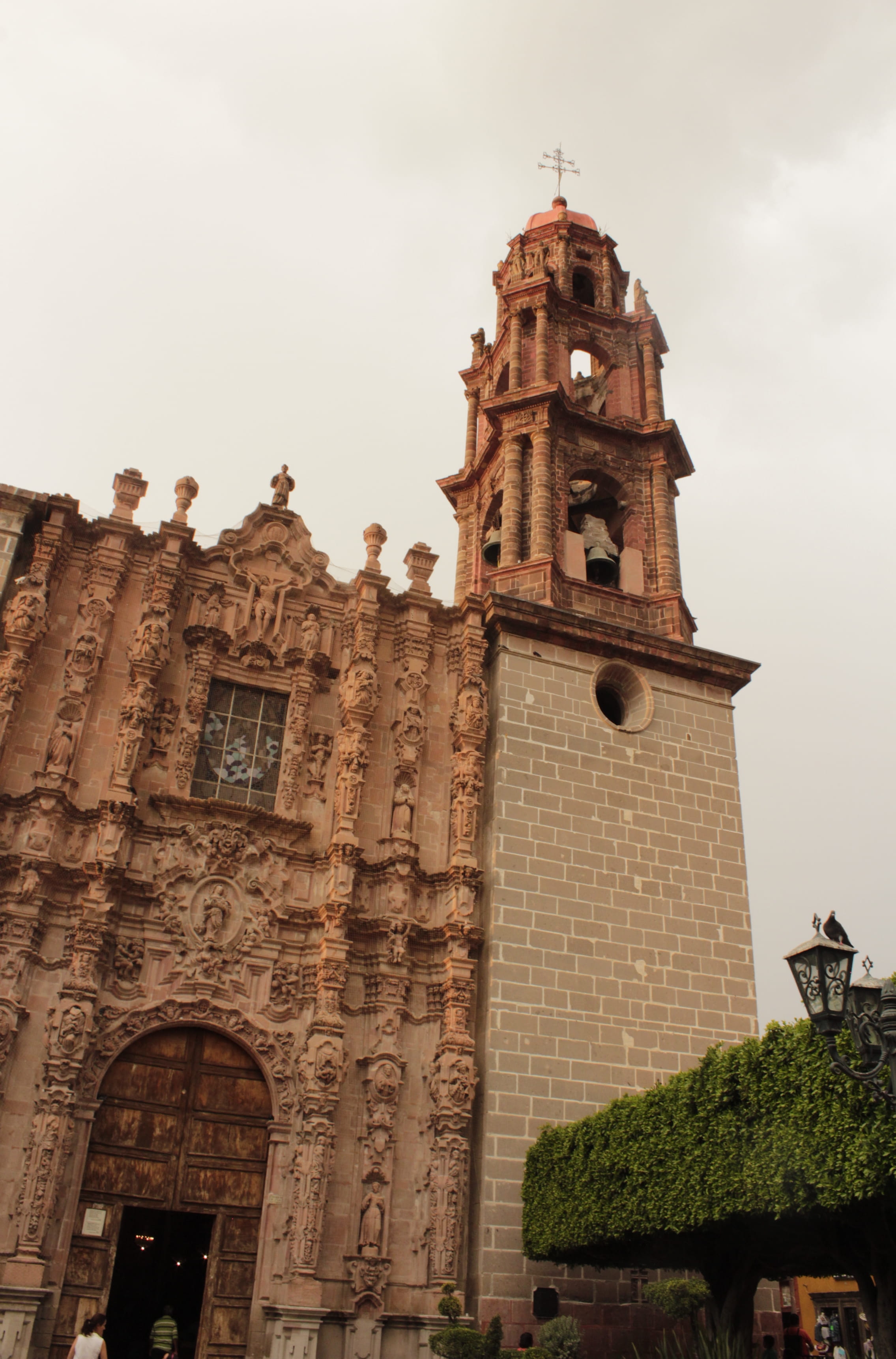 building exterior, temple, church, architecture, outdoors, built structure, no people, the past, religion, bell tower - tower, old, colonial, belief, history, Phone HD Wallpaper