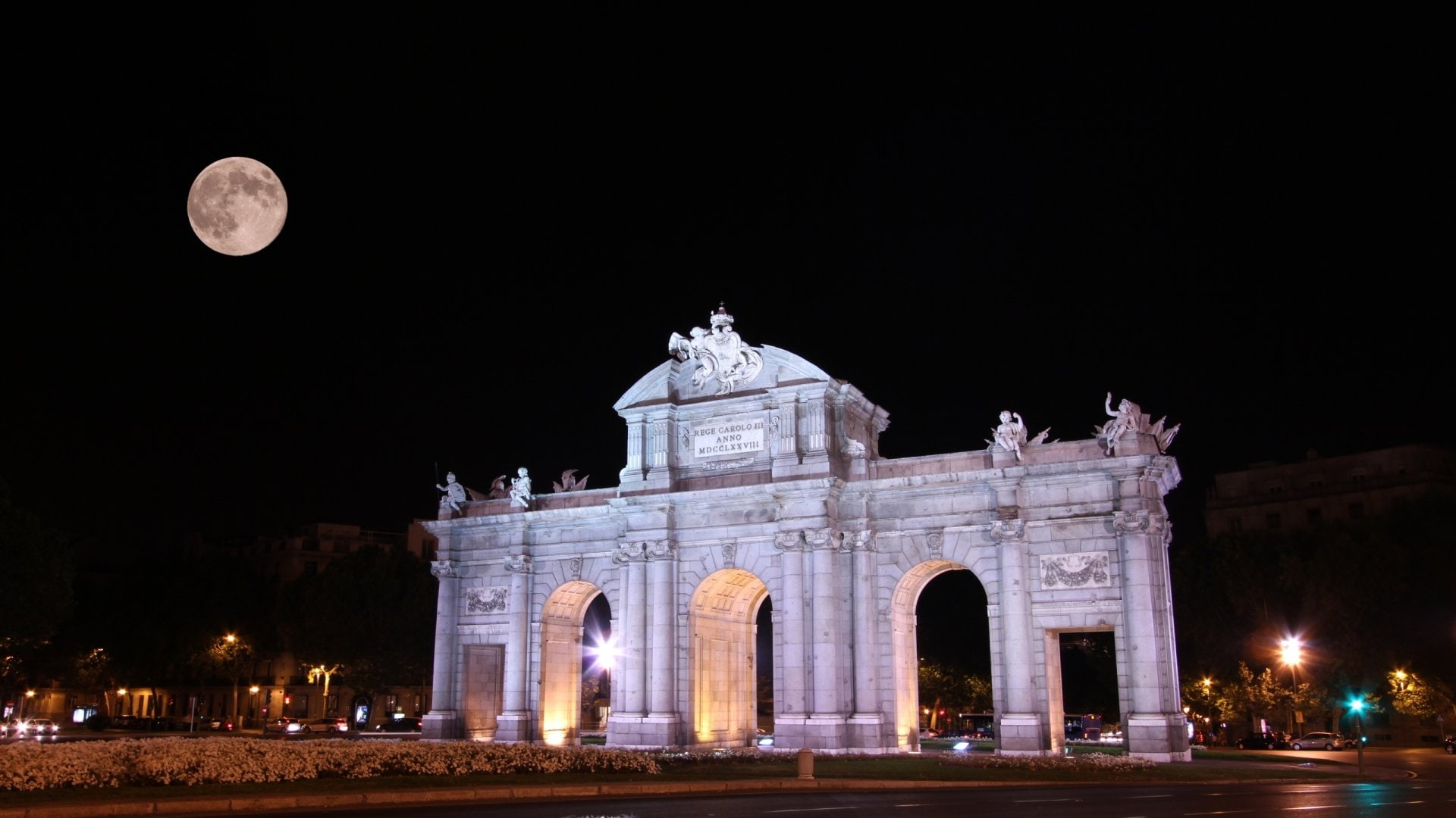 built structure, the past, arch, sky, clear sky, history, moon, tourism, full moon, travel, memorial, building exterior, nature, night, Puerta de Alcalá, HD Wallpaper