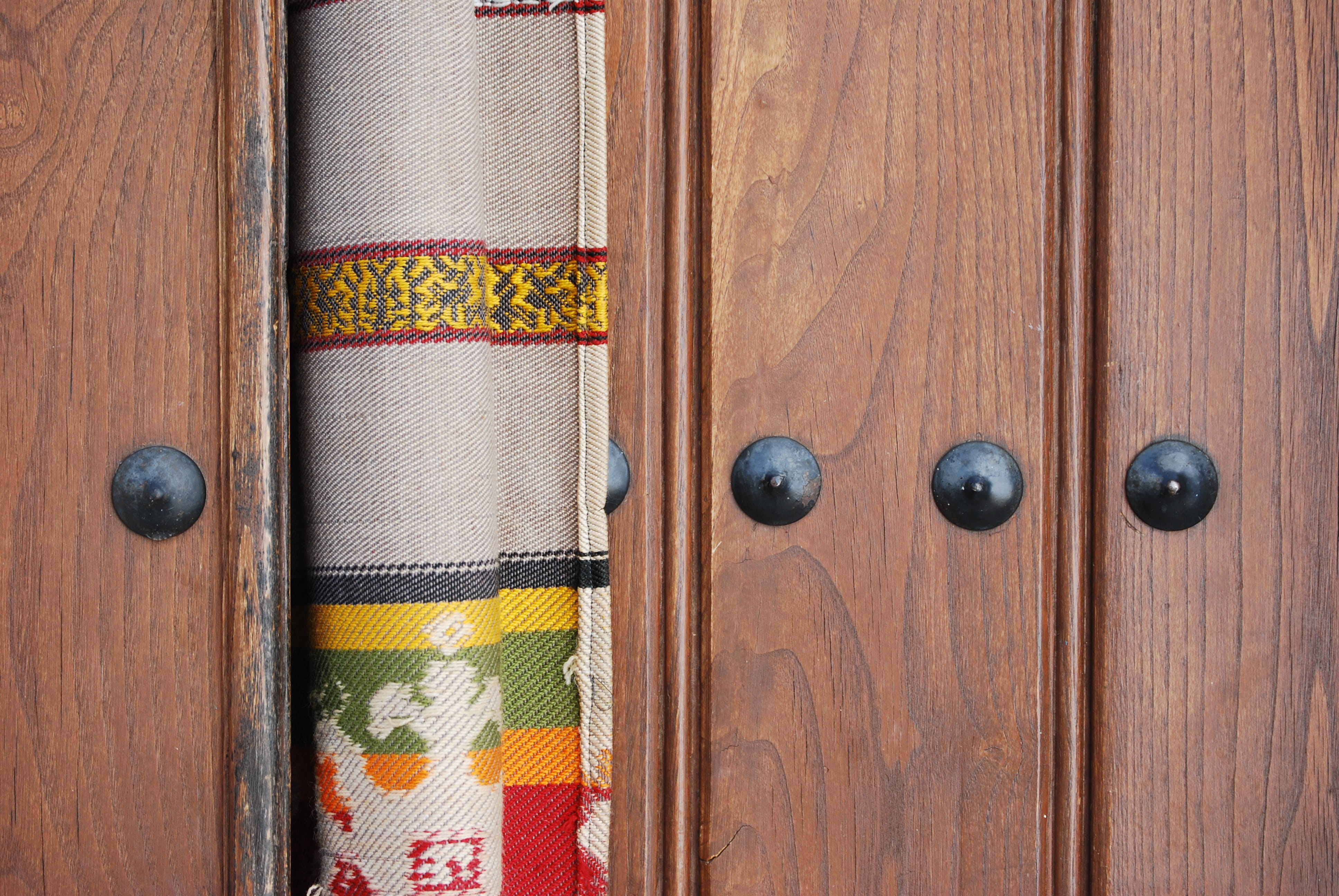 multi colored, indoors, spain, 4K, pattern, wood, colores, entrance, creativity, safety, handle, security, no people, closed, backgrounds, aracena, protection, HD Wallpaper