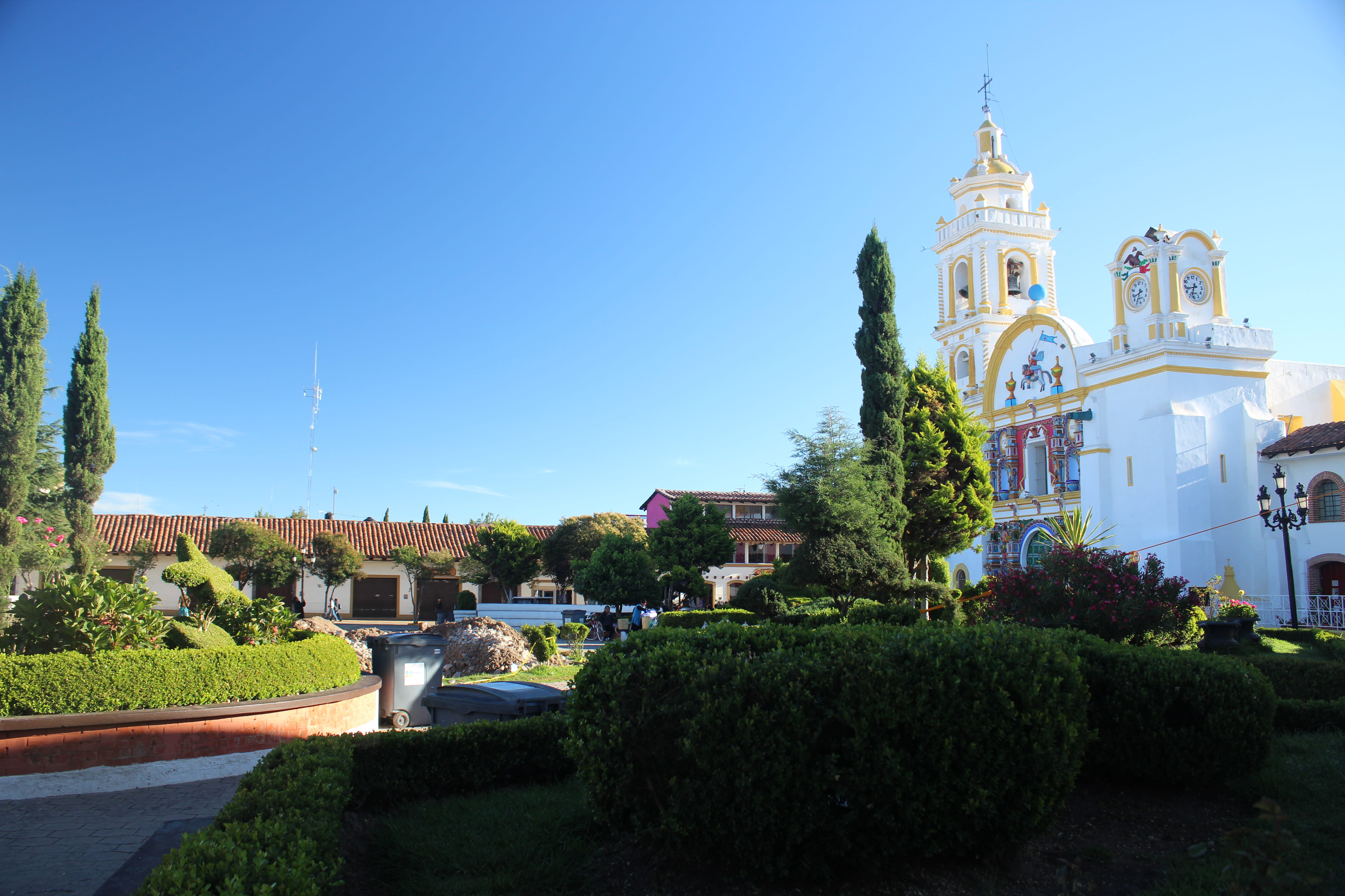copy space, sky, belief, built structure, mexico, no people, water, tree, clear sky, day, chignahuapan, architecture, 5K, nature, center, religion, place of worship, HD Wallpaper
