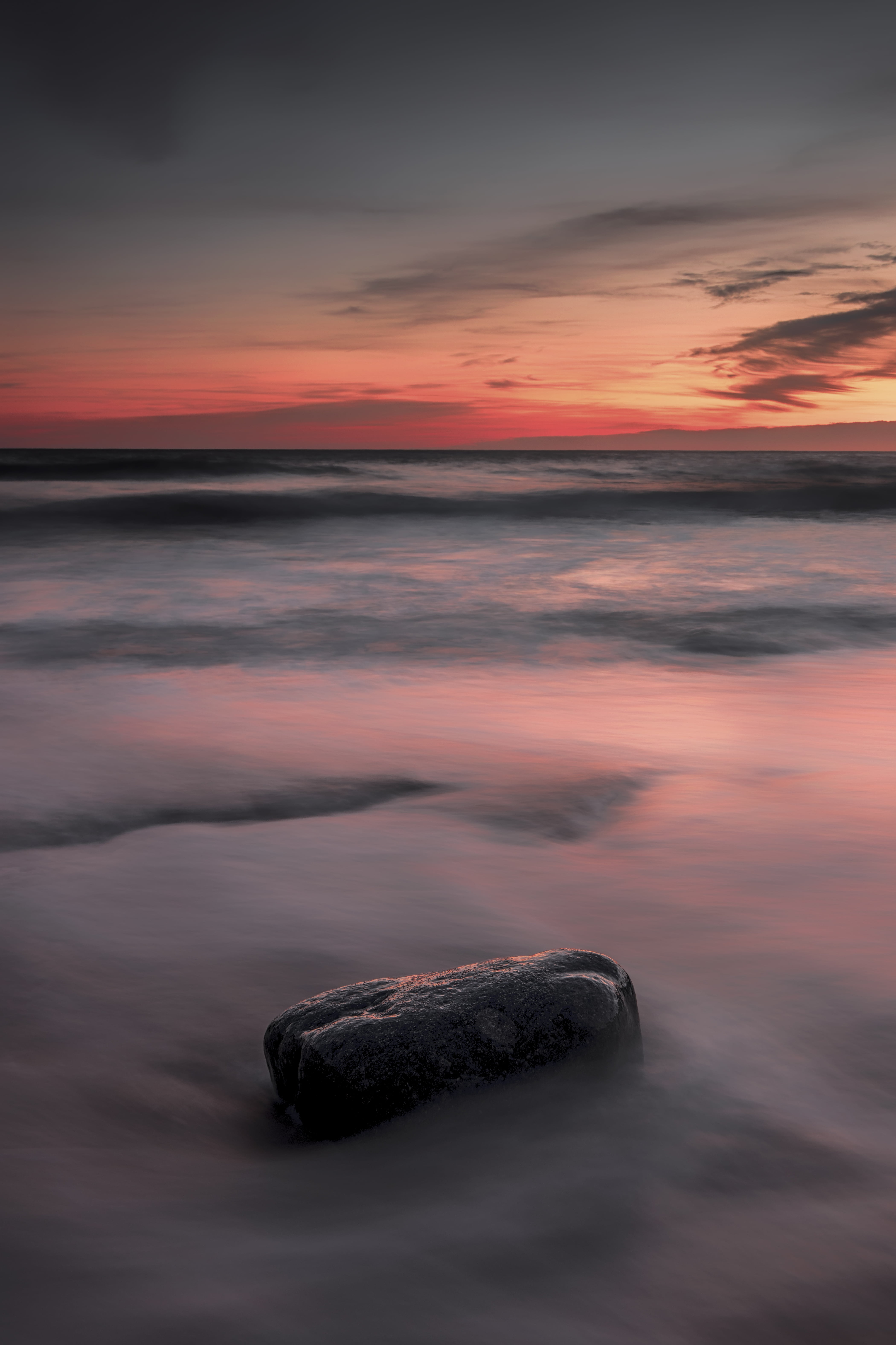 reflection, dusk, yorkshire, jones, coast, water, photography, Rock, clouds, sea of clouds, 5K, nature, sea, samsung, sunset, beach, waves, sunrise, seascape, Phone HD Wallpaper