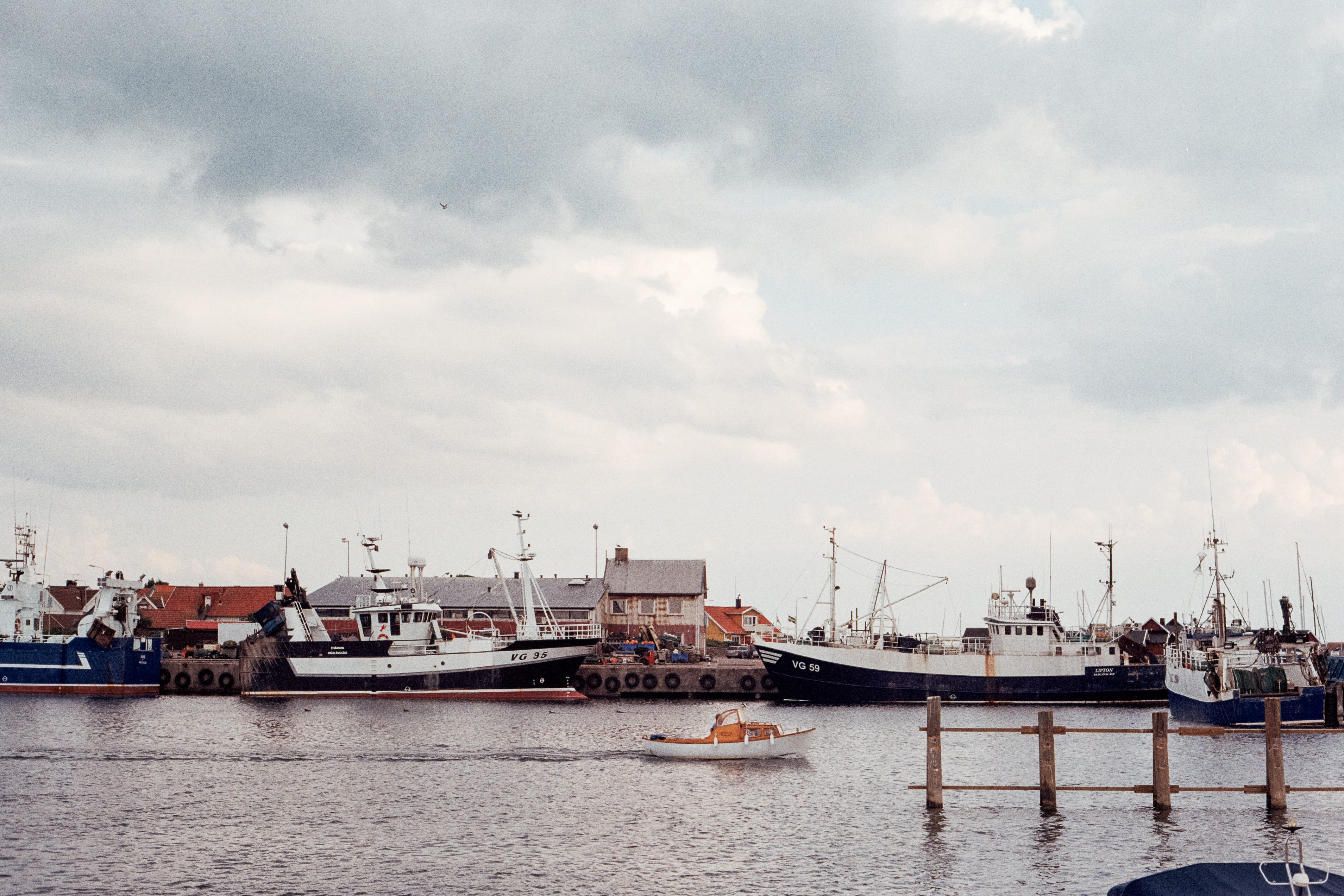 water, boats, sky, waterfront, nature, nautical vessel, watercraft, transportation, ferry, sweden, no people, port, fishing industry, grey, ship, cloud - sky, HD Wallpaper