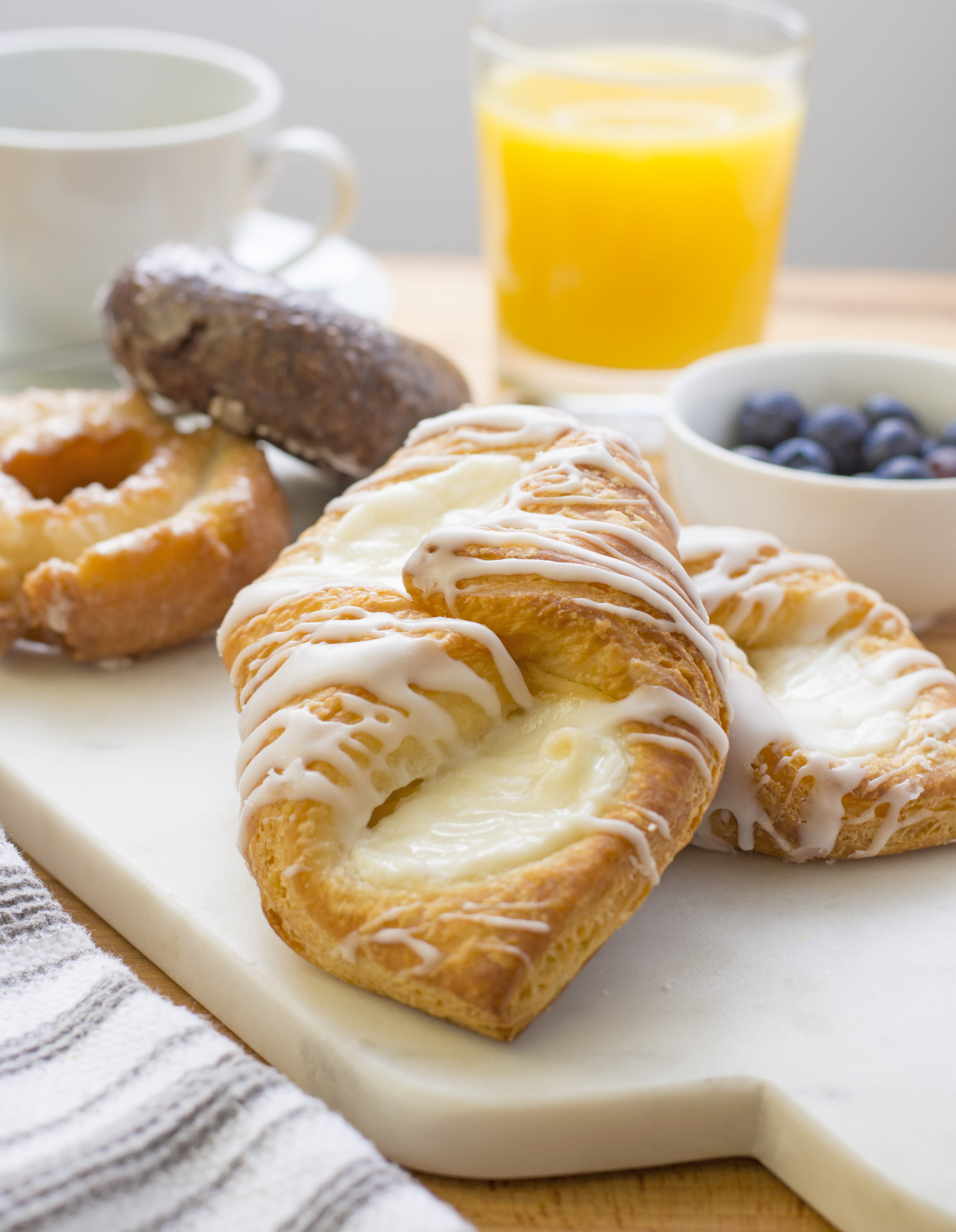 food, healthy eating, pastry, close-up, fruit, food and drink, plate, glass, danish, no people, freshness, 5K, still life, indulgence, ready-to-eat, temptation, Phone HD Wallpaper