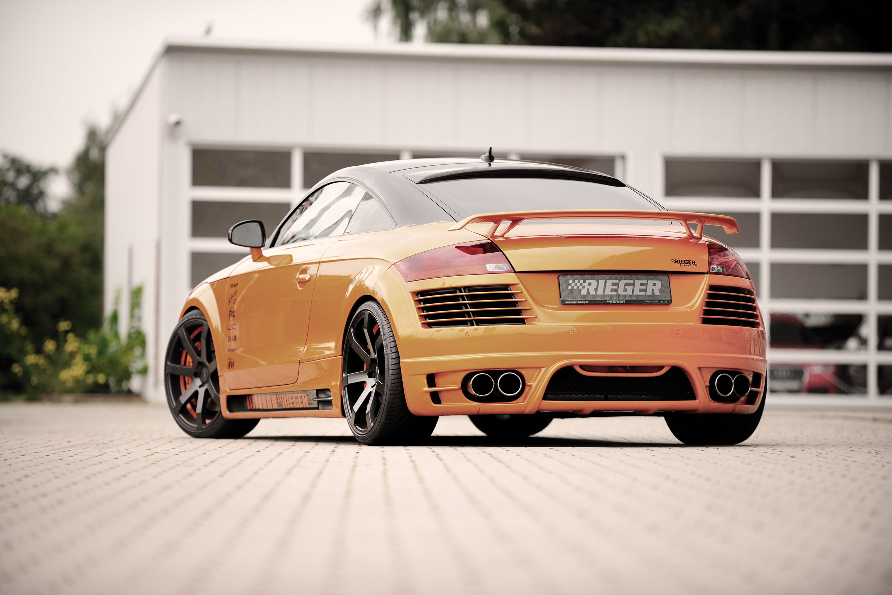 transportation, 2011, architecture, day, mode of transportation, audi, 2K, motor vehicle, city, rieger, building exterior, land vehicle, vintage car, street, HD Wallpaper