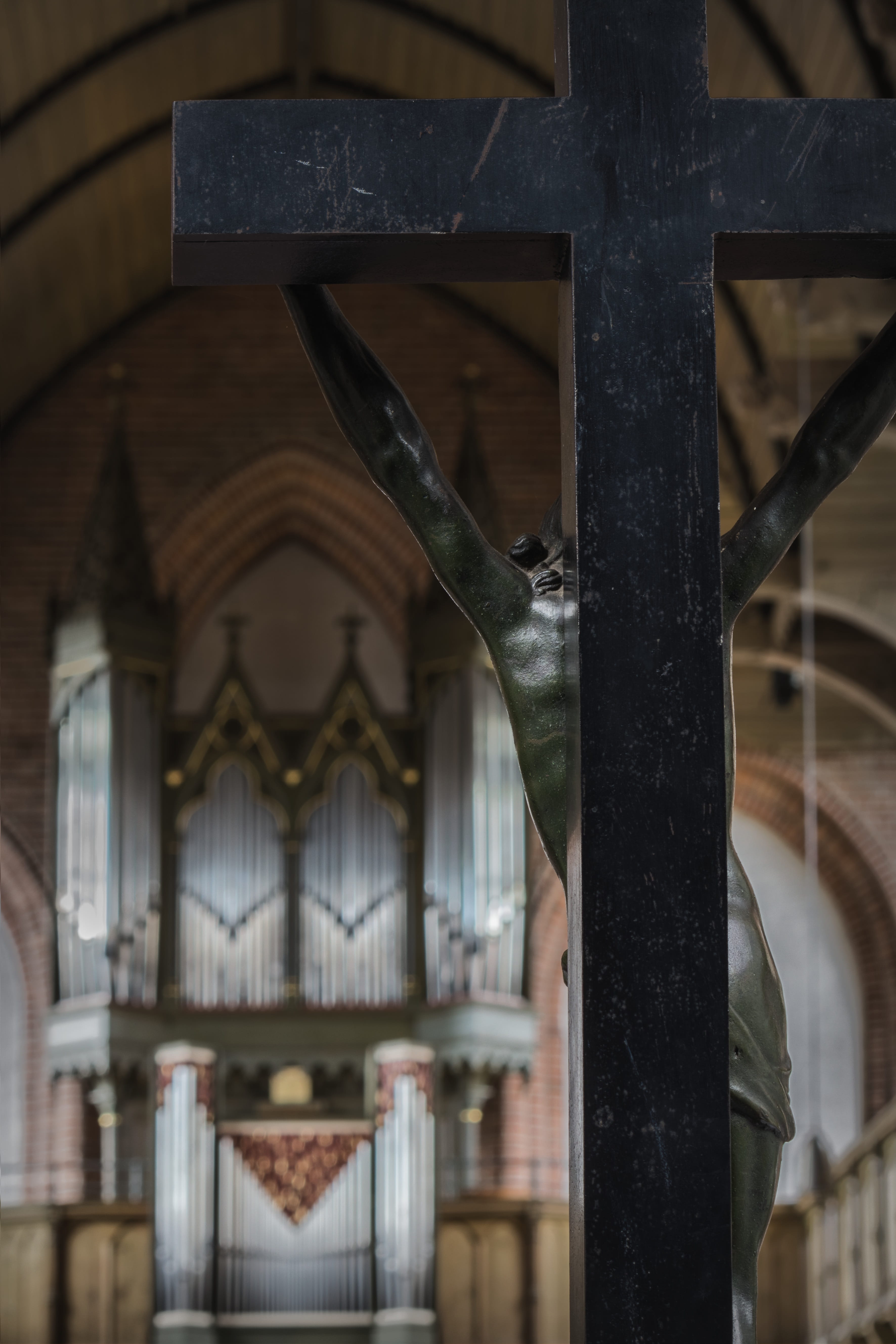organ, good friday, day, built structure, christ, the past, architectural column, church, no people, religion, low angle view, 5K, place of worship, isenbüttel, Phone HD Wallpaper