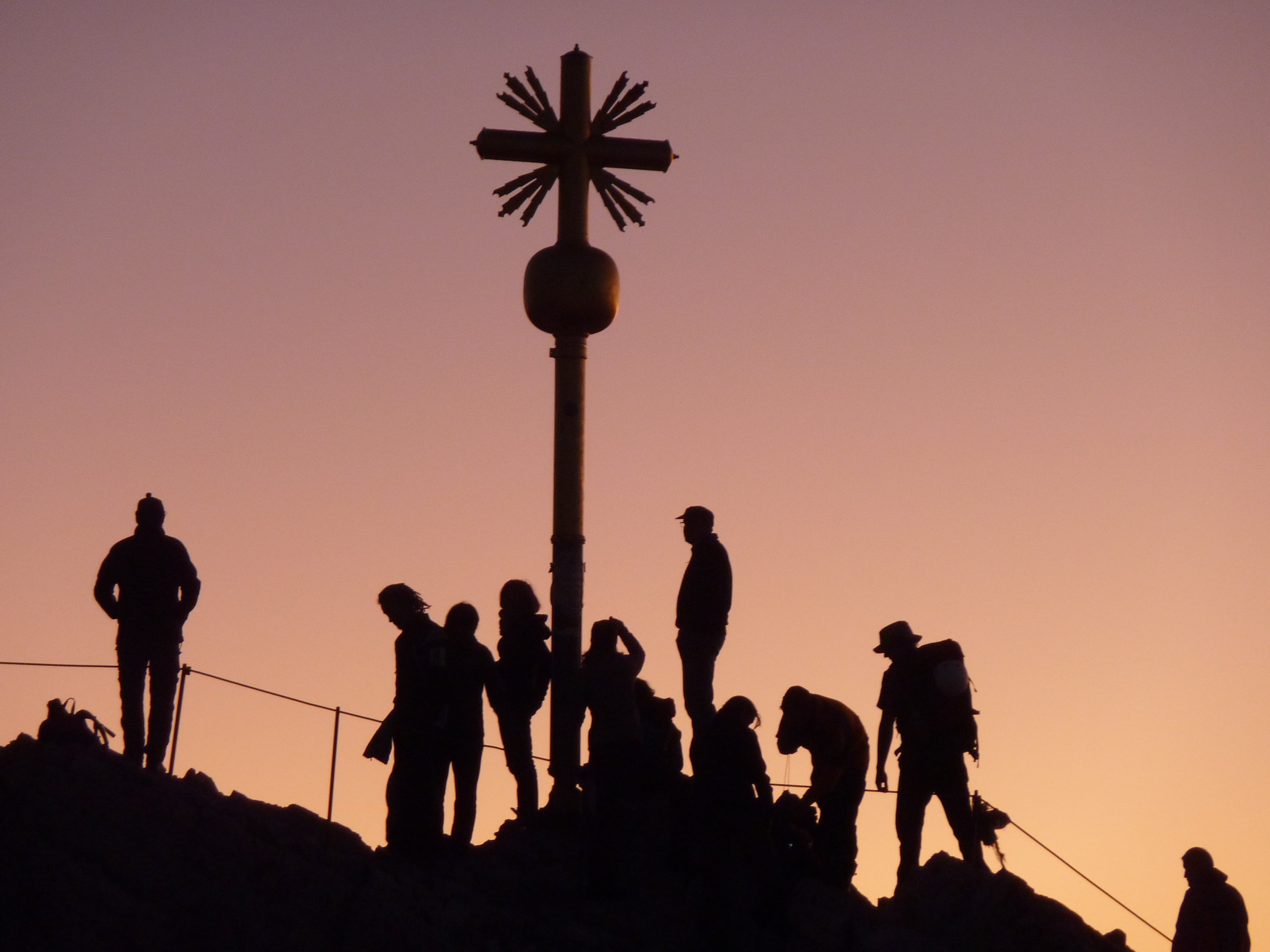 background image, real people, train syringe, group of people, desktop, crowd, color, sky, standing, personal, wooden, summit cross, sunrise, HD Wallpaper