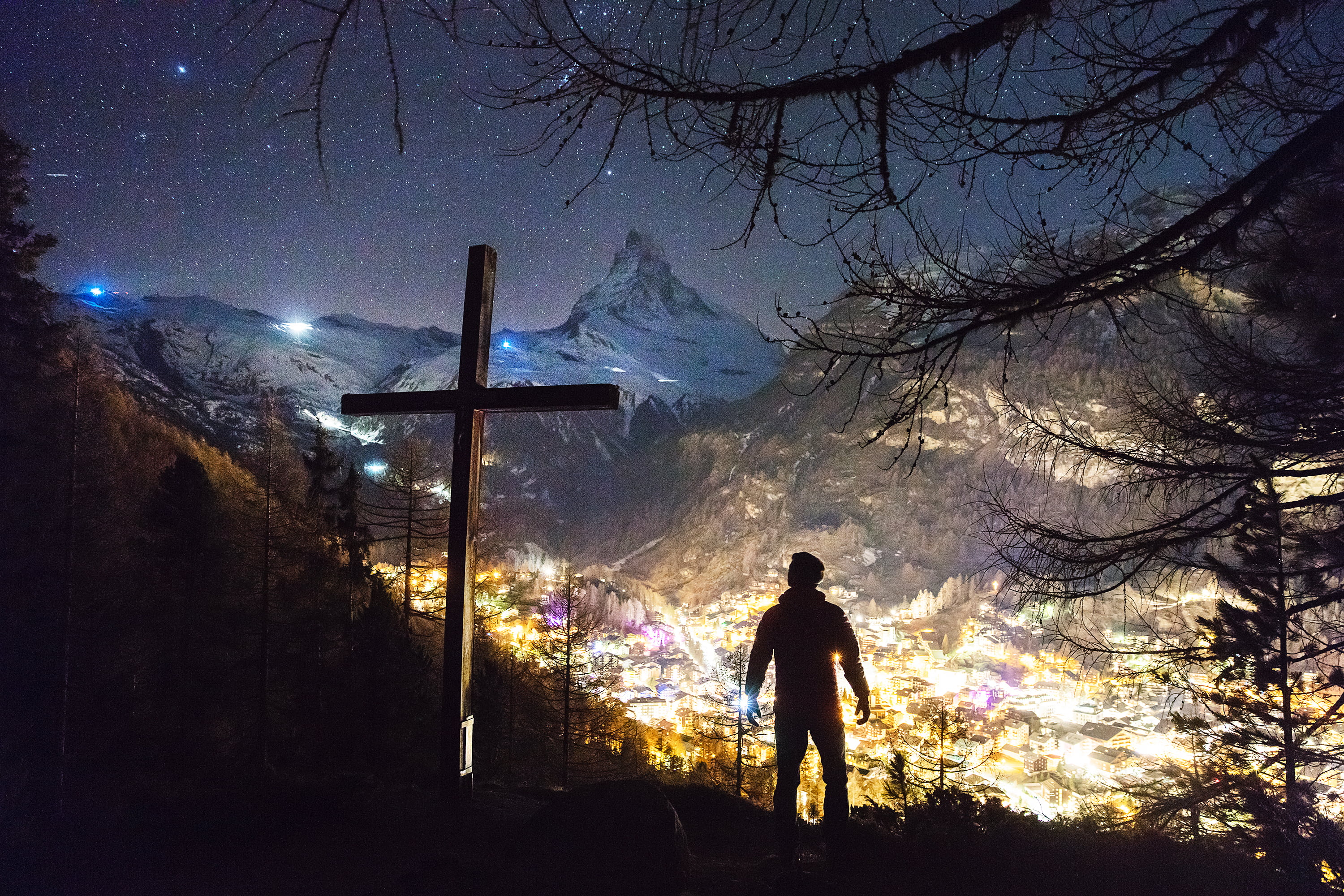 beside, religion, cloud, ridge, view, men, valley, outdoors, people, wooden, leisure activity, summit, mountain, sky, nighttime, spirituality, rear view, HD Wallpaper