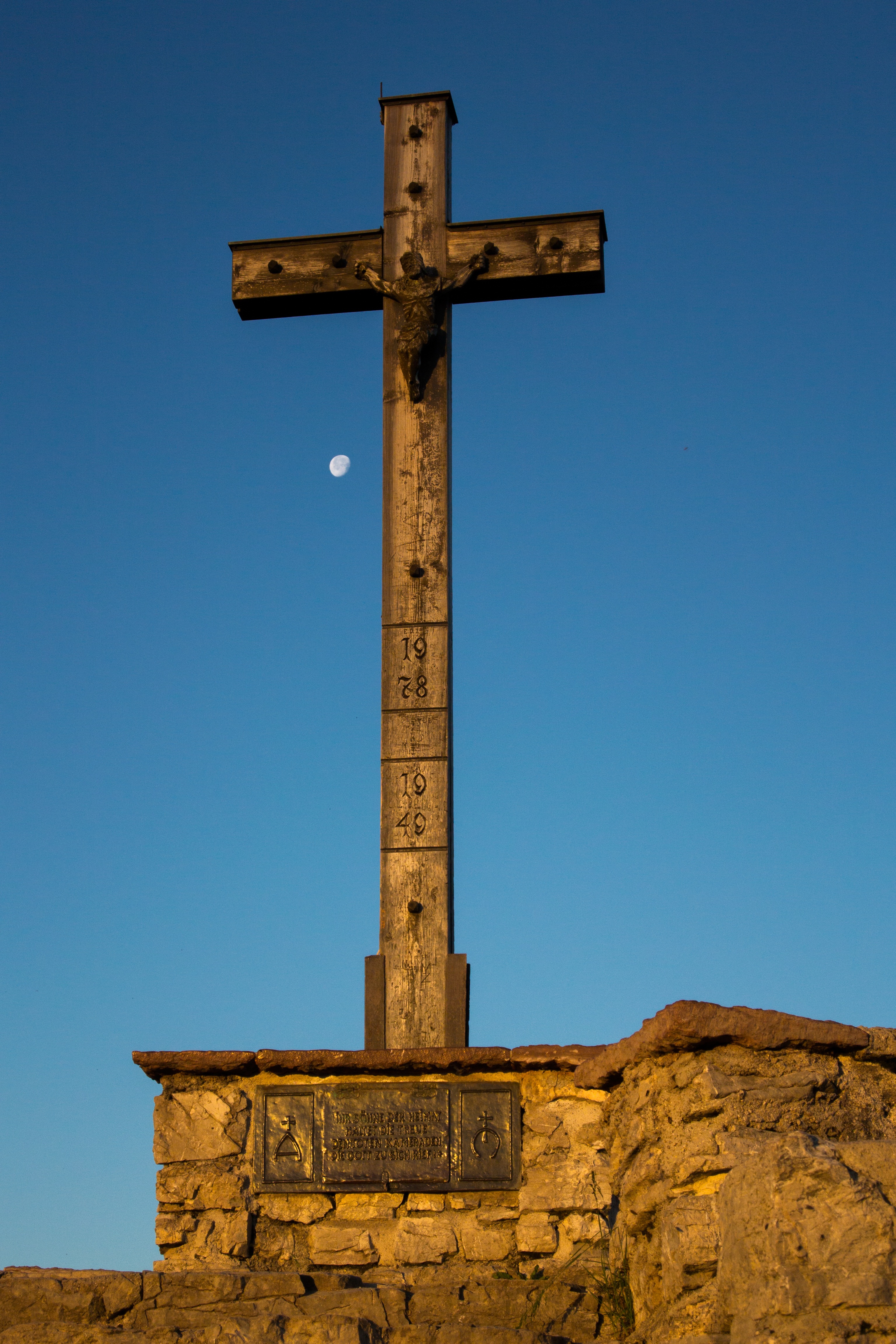 summit, architectural column, no people, nature, mountains, history, cross, sky, place of worship, outdoors, sunrise, built structure, blue, day, building, Phone HD Wallpaper