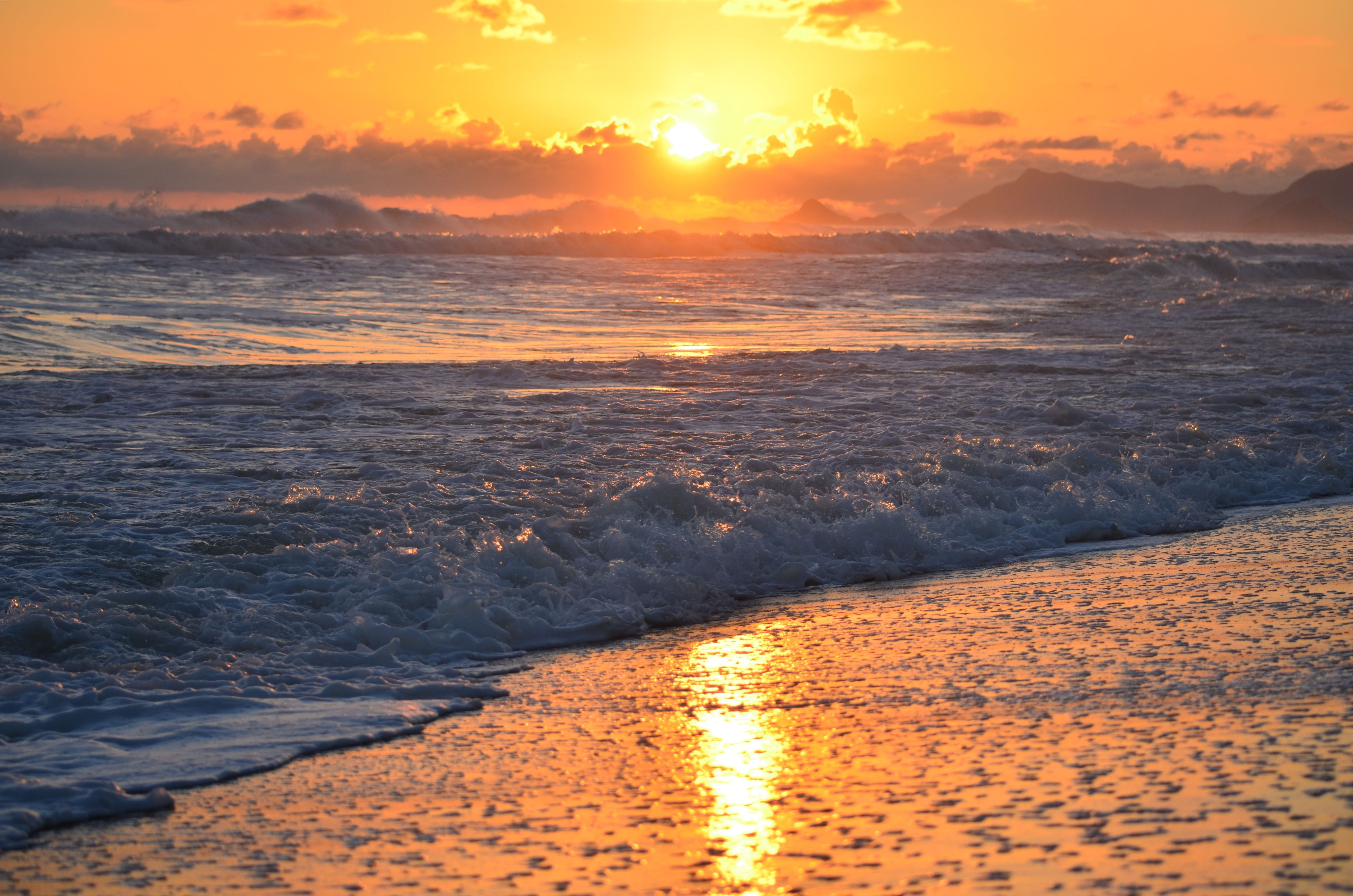 photo, aquatic sport, twilight, reflection, sun, rays of sunshine, Eventide, Summer, horizon over water, sol, dusk, scenics - nature, seashore, ocean, golden, HD Wallpaper