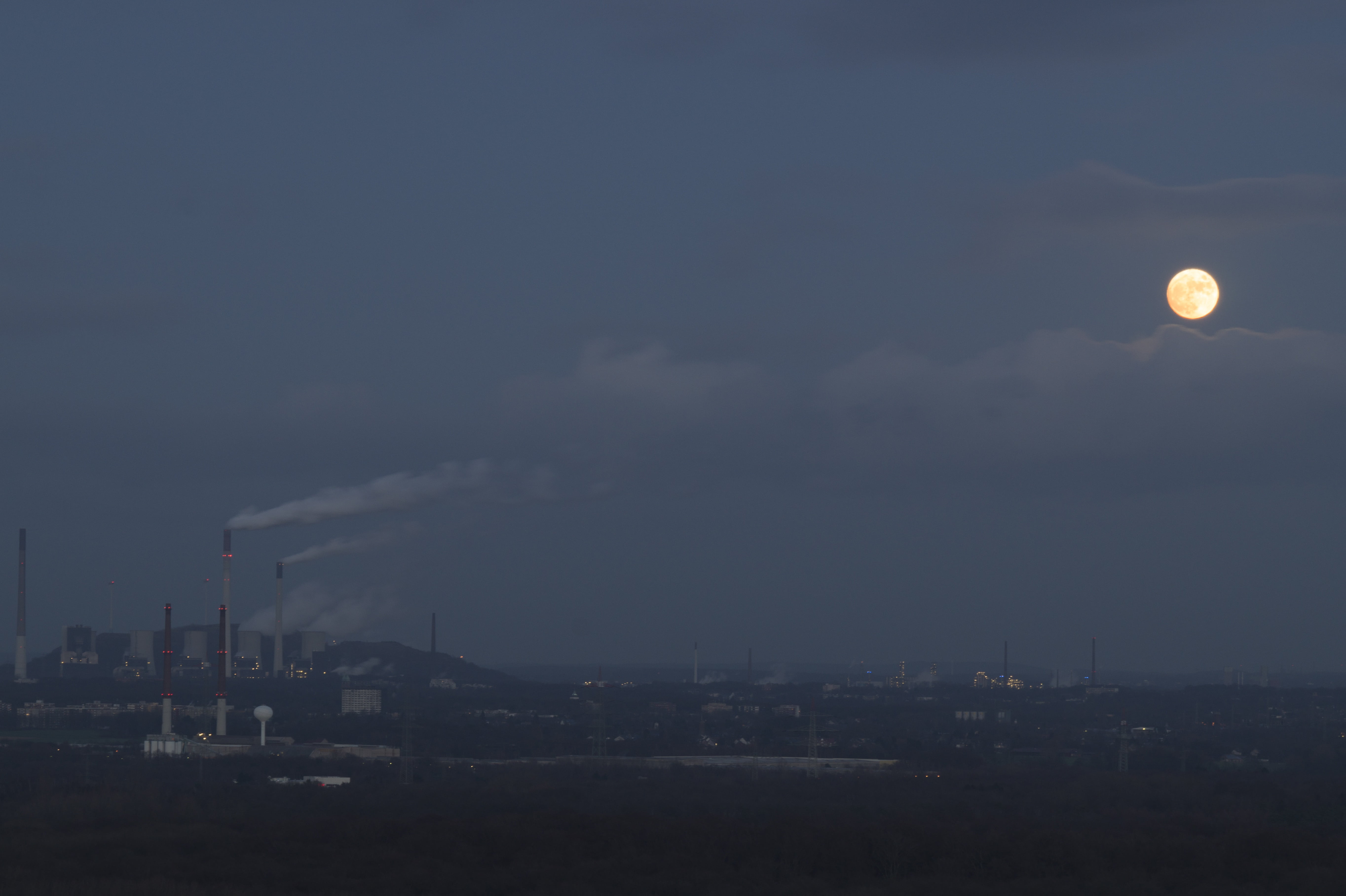 sky, built structure, atmospheric, power station, scholven, gelsenkirchen, fumes, full moon, building exterior, city, outdoors, landscape, air pollution, HD Wallpaper