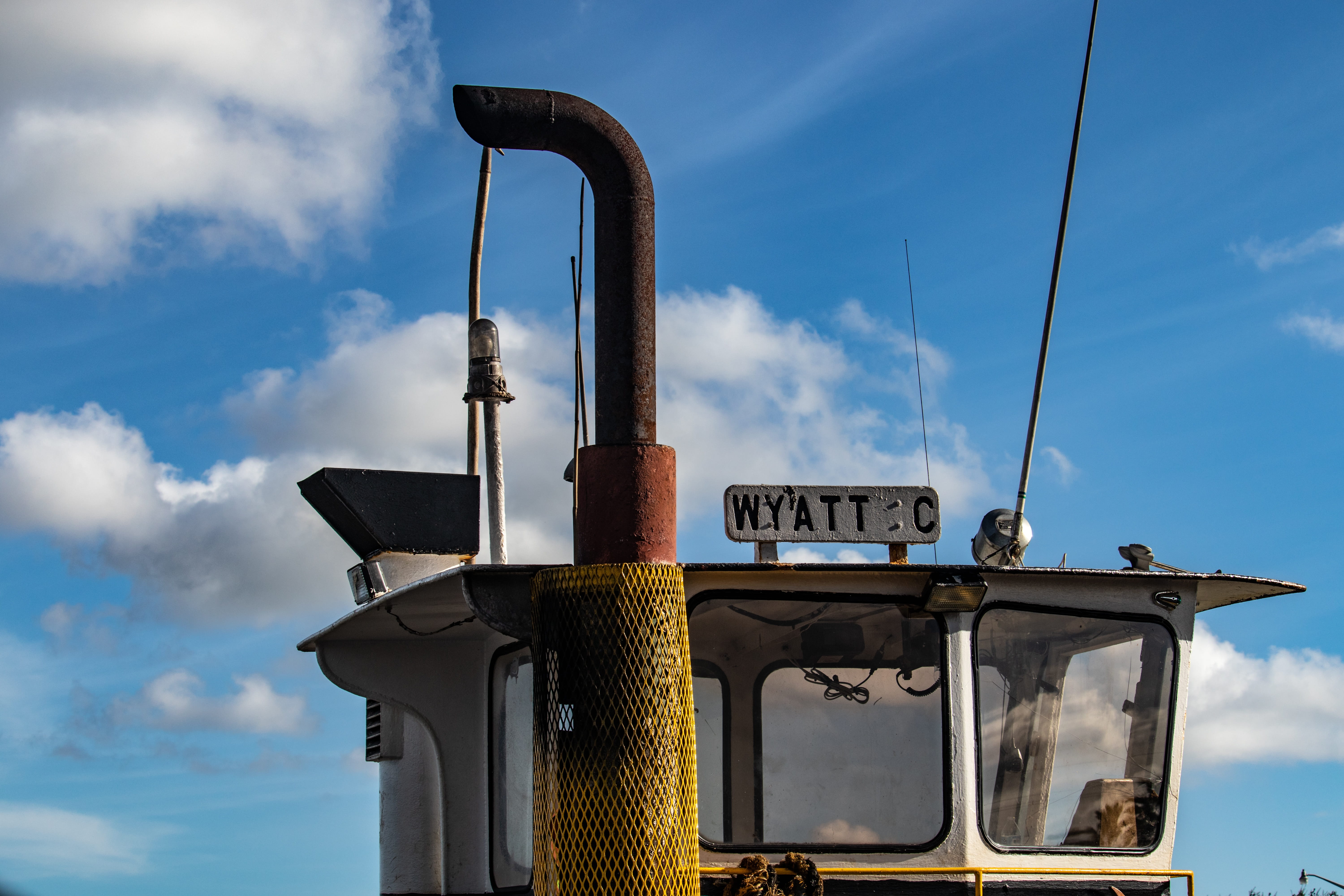 harbor, blue, transportation, tugboat, low angle view, street light, no people, cloud - sky, 5K, boat, western script, nature, communication, sign, mode of transportation, HD Wallpaper