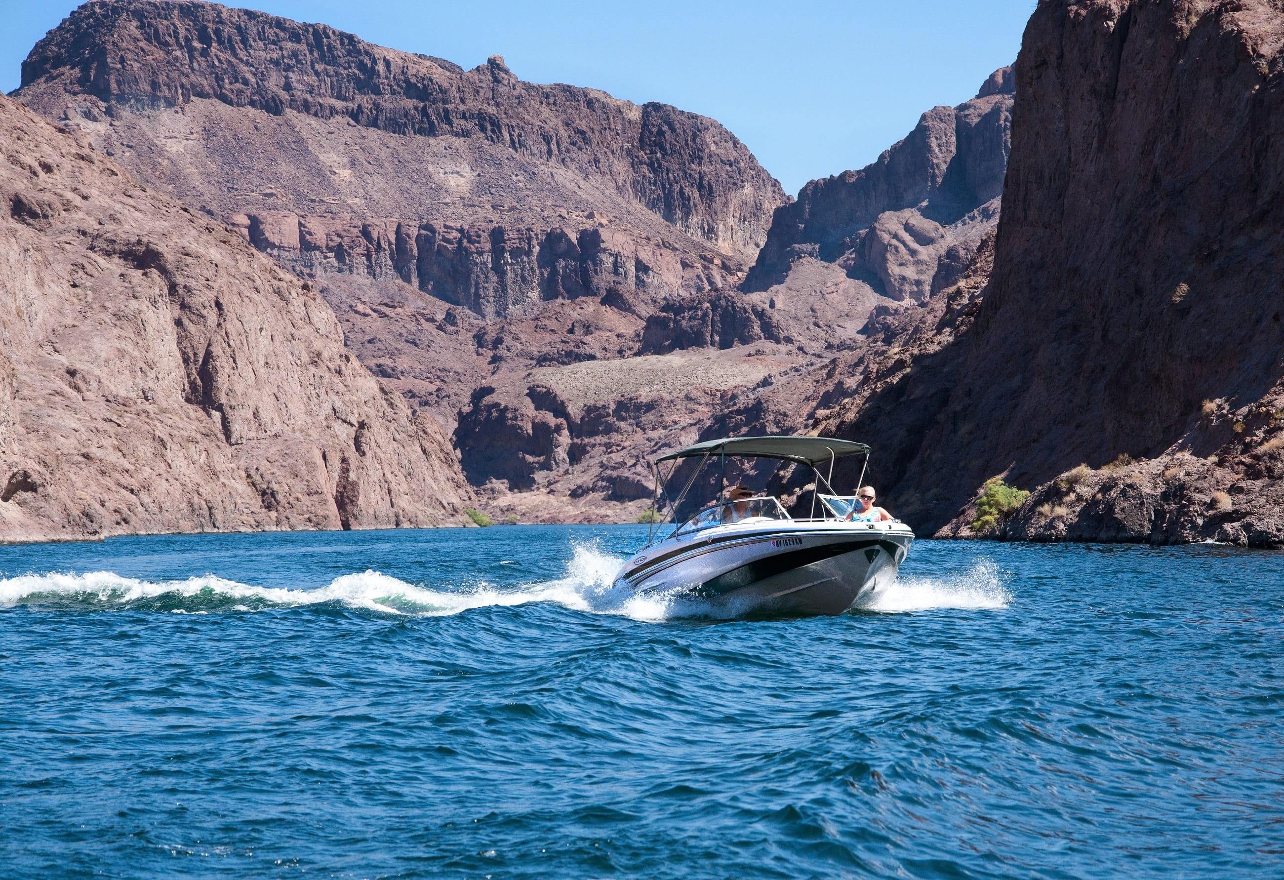 sport, 2K, lake mead, mountain range, nature, day, landscape, Boating, fun, real people, vessel, sailing, motion, mode of transportation, waterfront, summer, HD Wallpaper