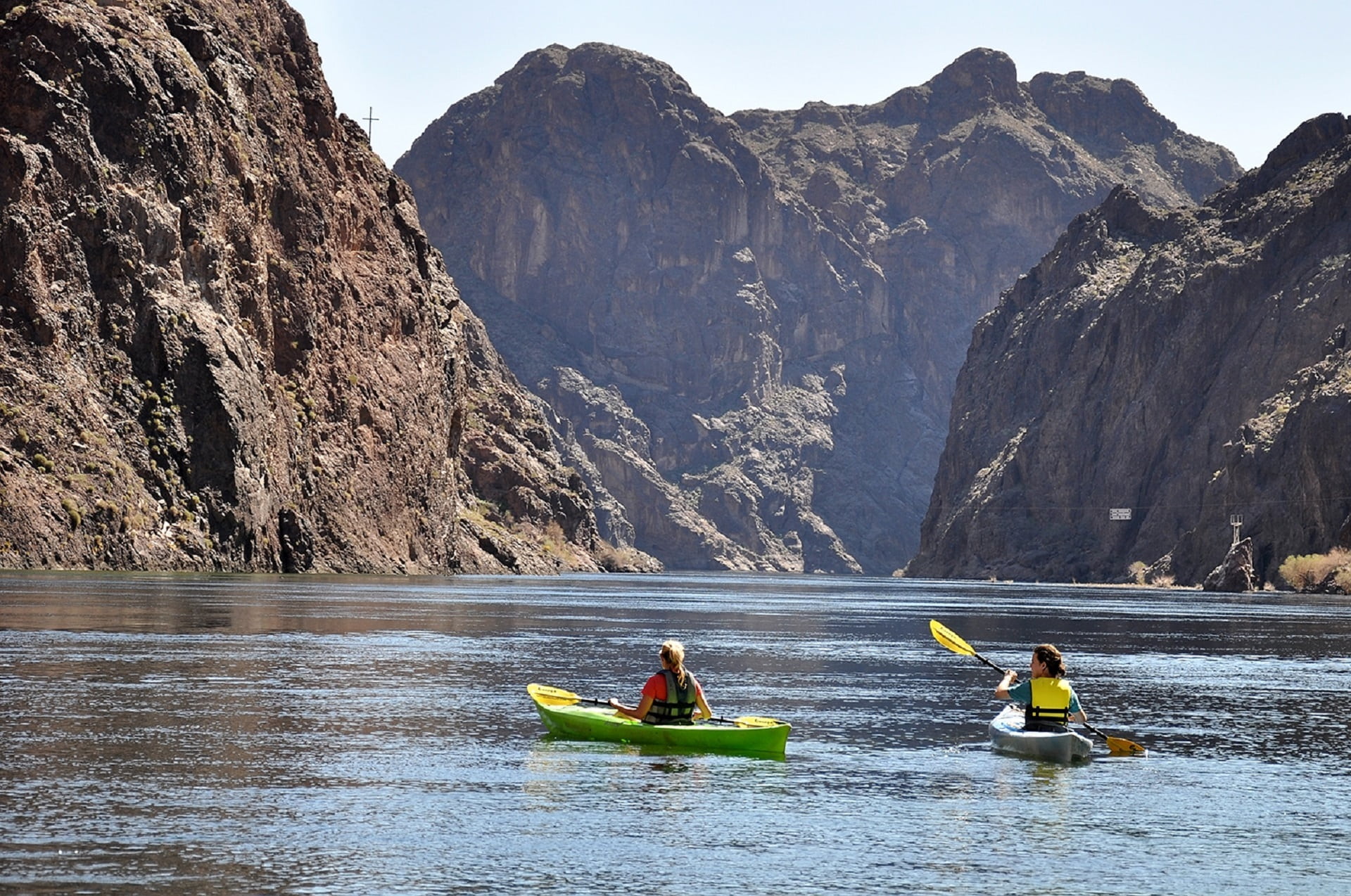 recreational area, water, fun, two people, oar, 1080P, usa, arizona, scenics - nature, mountain, activity, sport, green, rock, kayaking, lifestyle, outdoors, HD Wallpaper