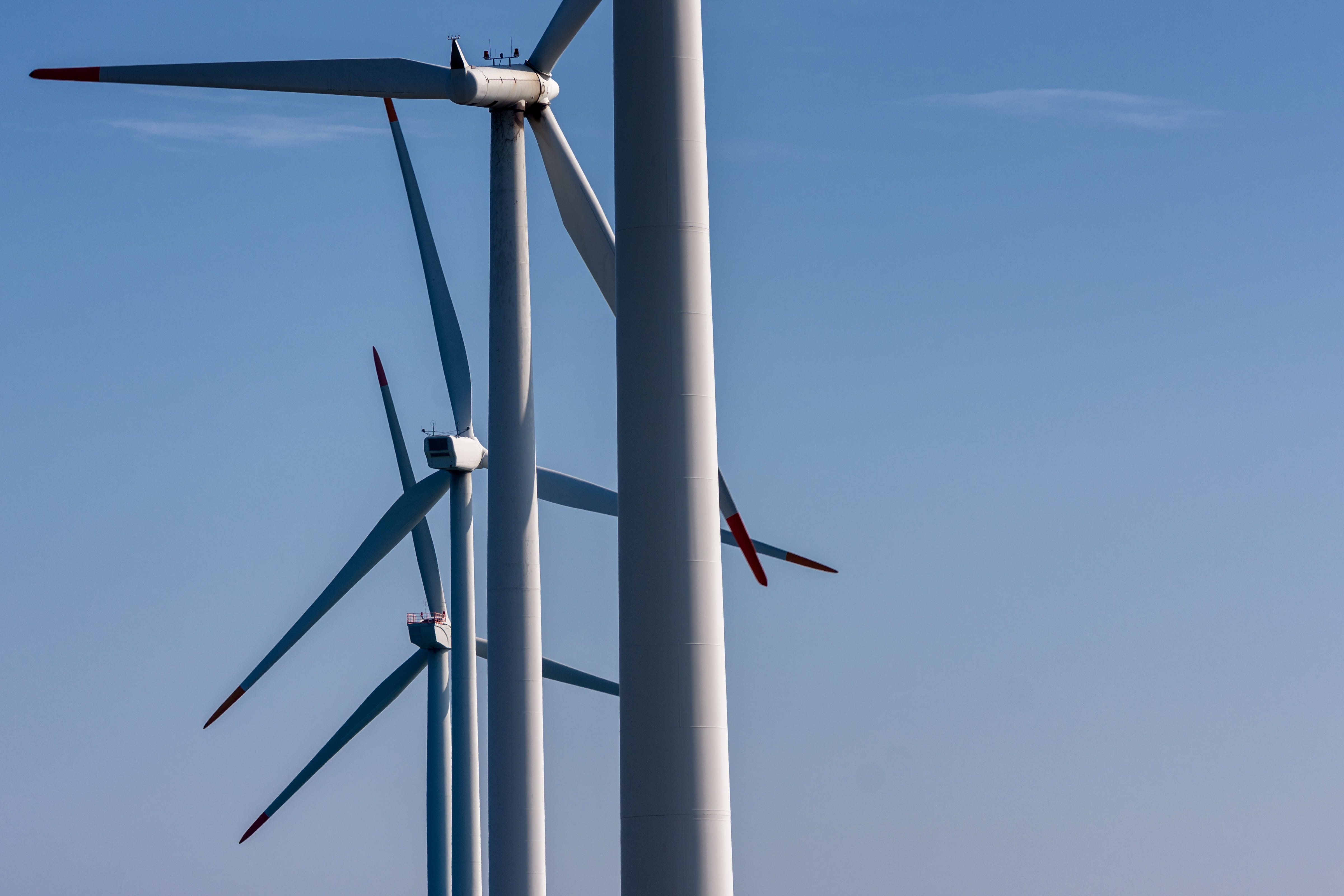 wind power, environment, no people, outdoors, wind park, day, low angle view, clear sky, wind energy, windräder, turbine, alternative energy, power supply, HD Wallpaper