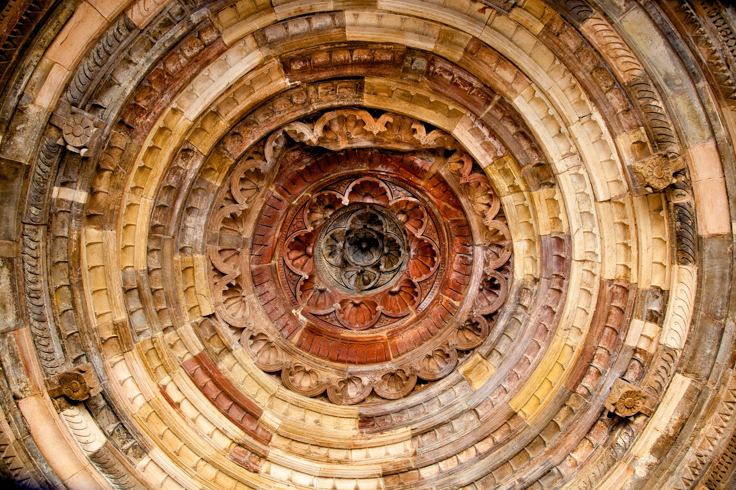 ornate, building, travel destinations, Ceiling, Dome, outdoors, the past, cathedral, architecture And Buildings, 2K, day, spiral, church, full frame, close-up, HD Wallpaper