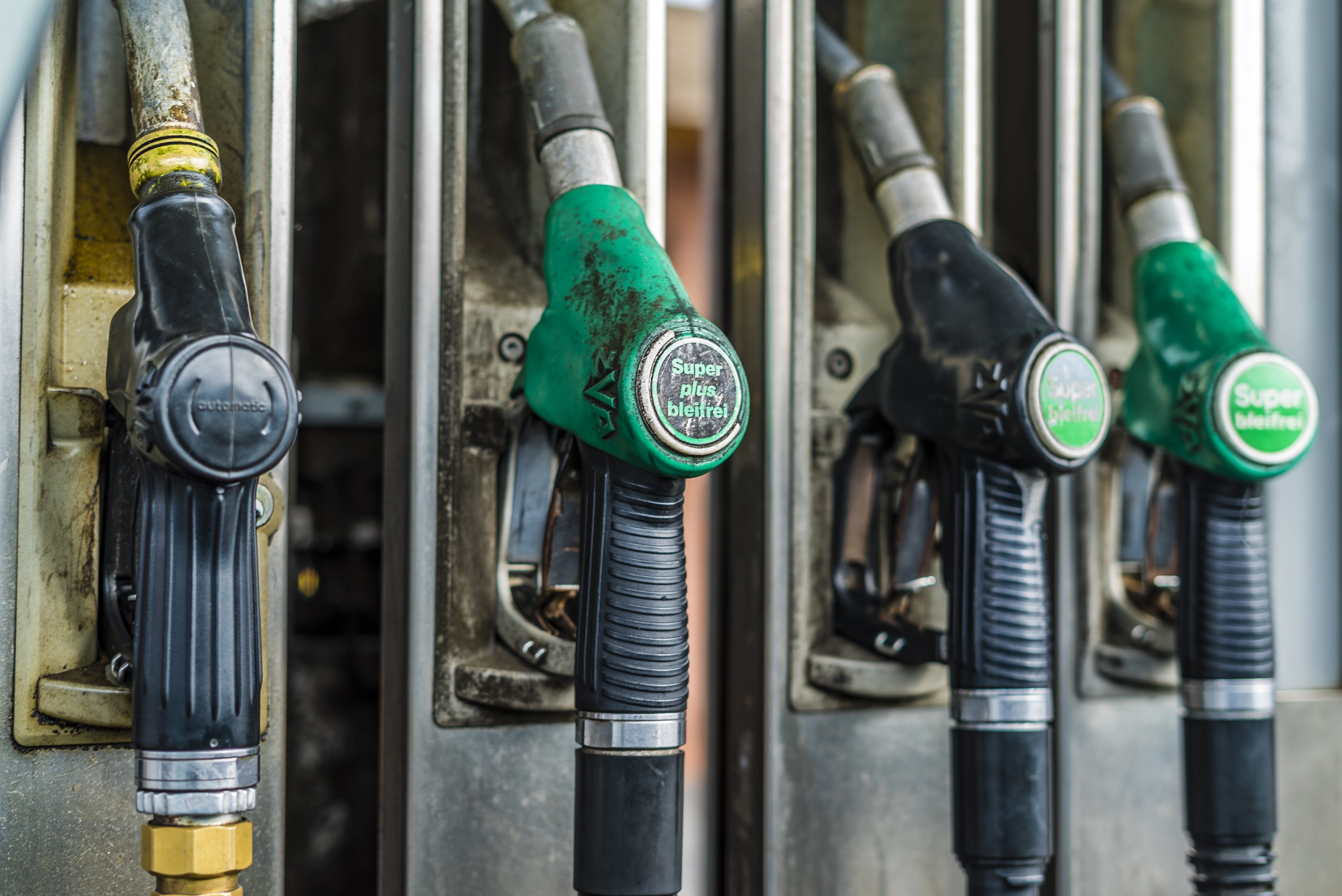industry, factory, auto, petrol stations, metal, technology, close-up, motor, energy, outdoors, green color, machine, 4K, environment, diesel, no people, HD Wallpaper