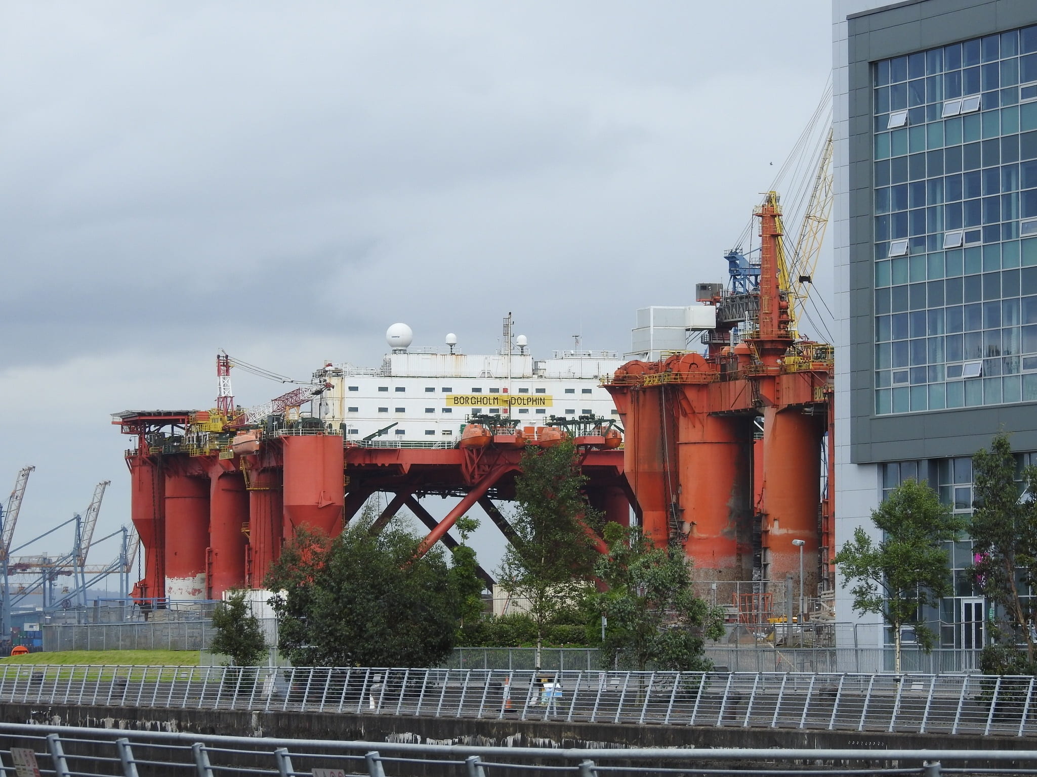 built structure, construction, 1080P, oil drilling, city, fuel and power generation, nature, pollution, industrial building, railing, no people, tree, HD Wallpaper