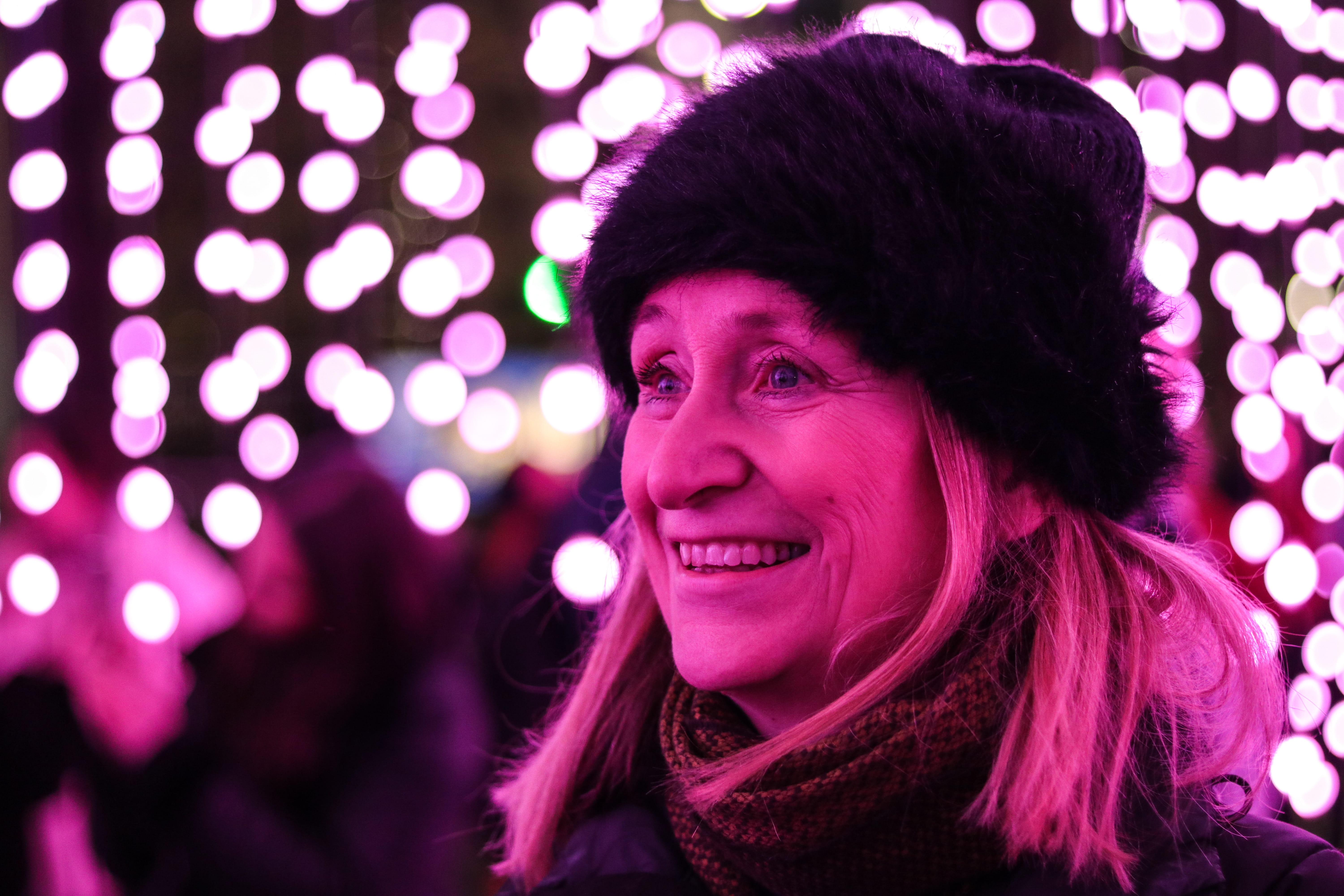 night life, pink, purple, smile, warm clothing, enjoyment, canon, urban, portrait, united kingdom, leisure activity, crowd, one person, happiness, front view, HD Wallpaper
