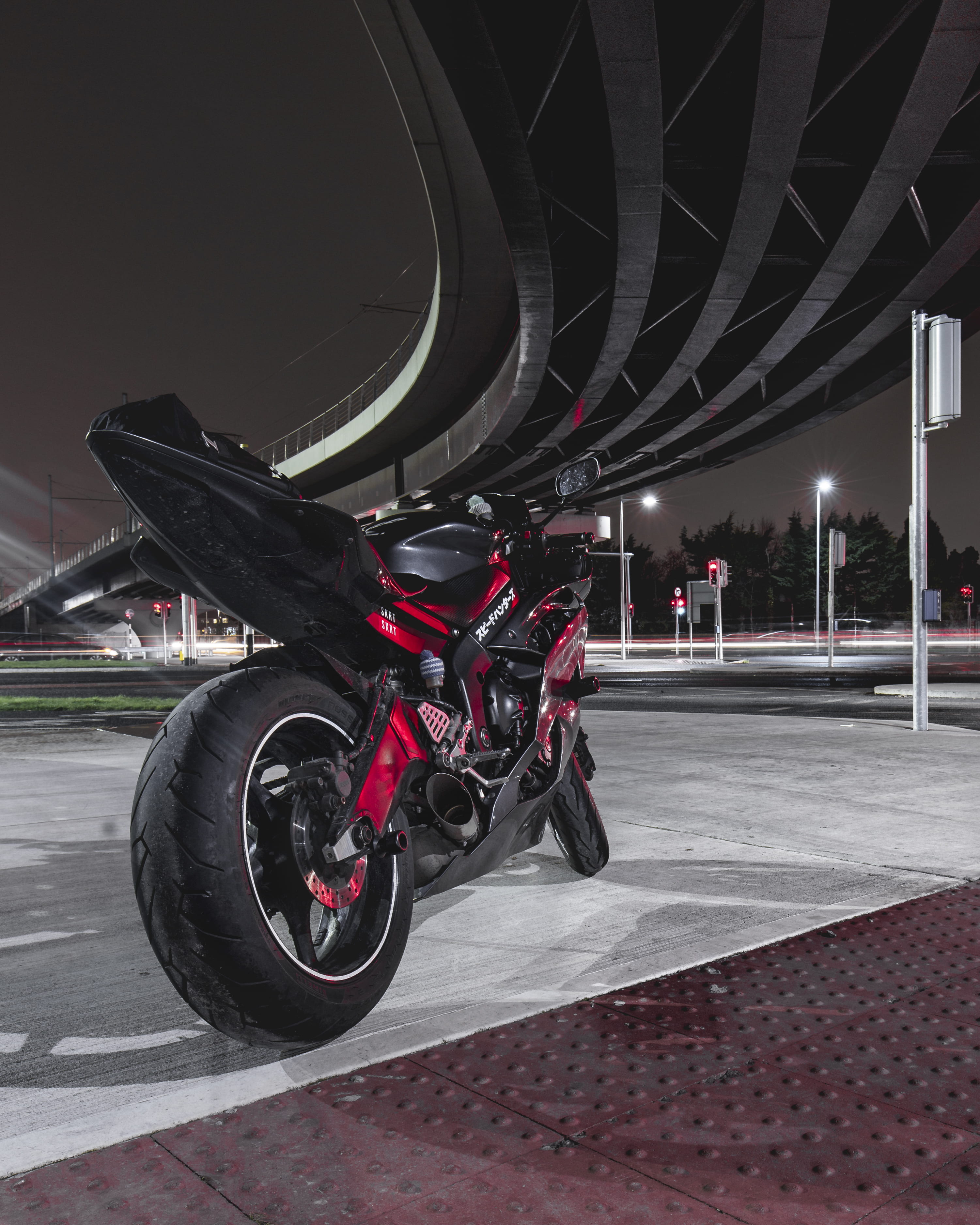 parked, 2K, parking, no people, travel, bridge, road, bike, mode of transportation, photography, bicycle, connection, vehicle, street, skyway, wheel, motorcycle, Phone HD Wallpaper