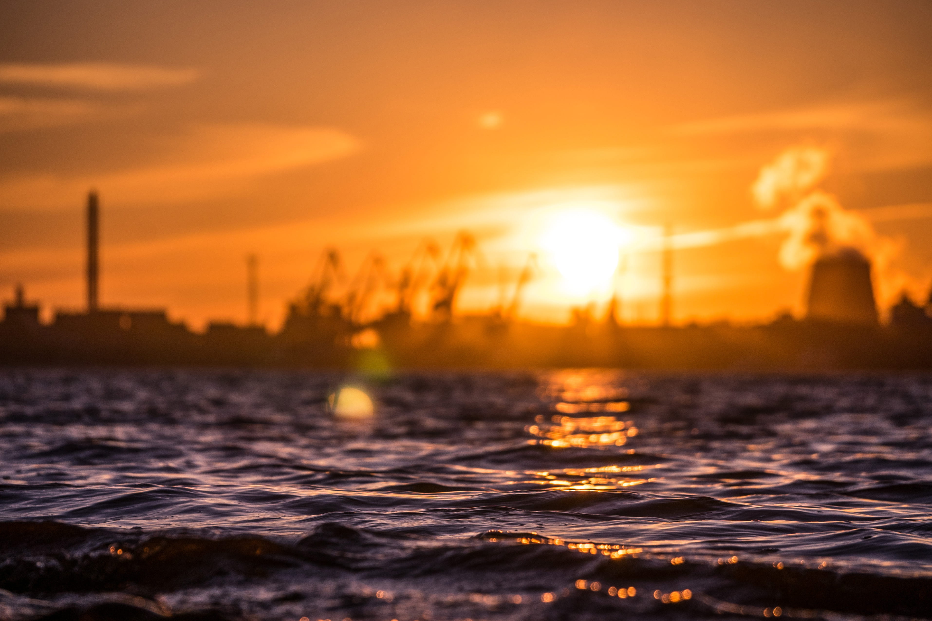 back lit, orange, beauty in nature, travel, seashore, construction, body, scenics - nature, water, sunlight, river, 2K, silhouette, factory, smoke, nature, HD Wallpaper