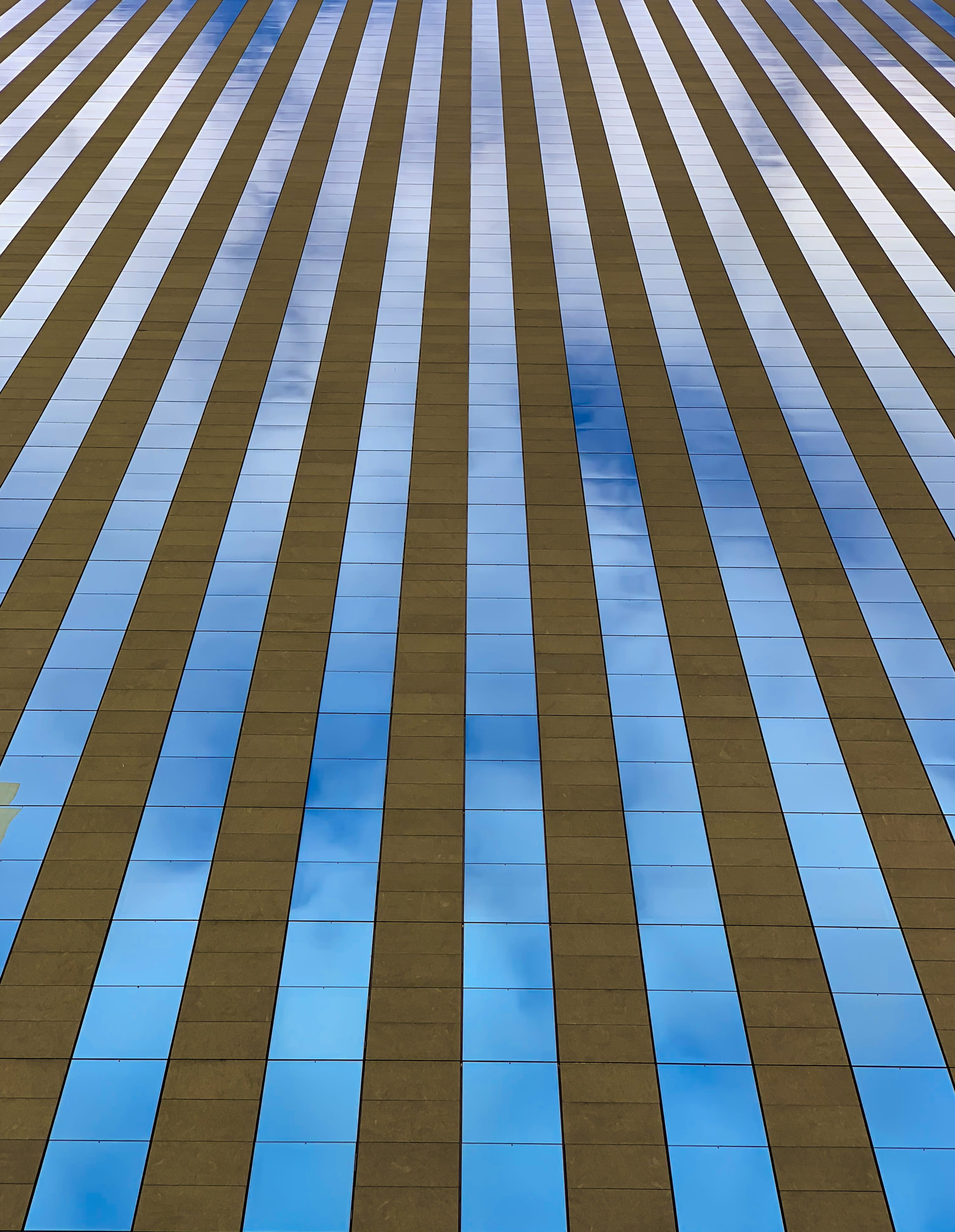 line, repetition, france, window, striped, full frame, design, outdoors, geometric, side by side, city, minimalism, day, pattern, blue, paris, building, Phone HD Wallpaper
