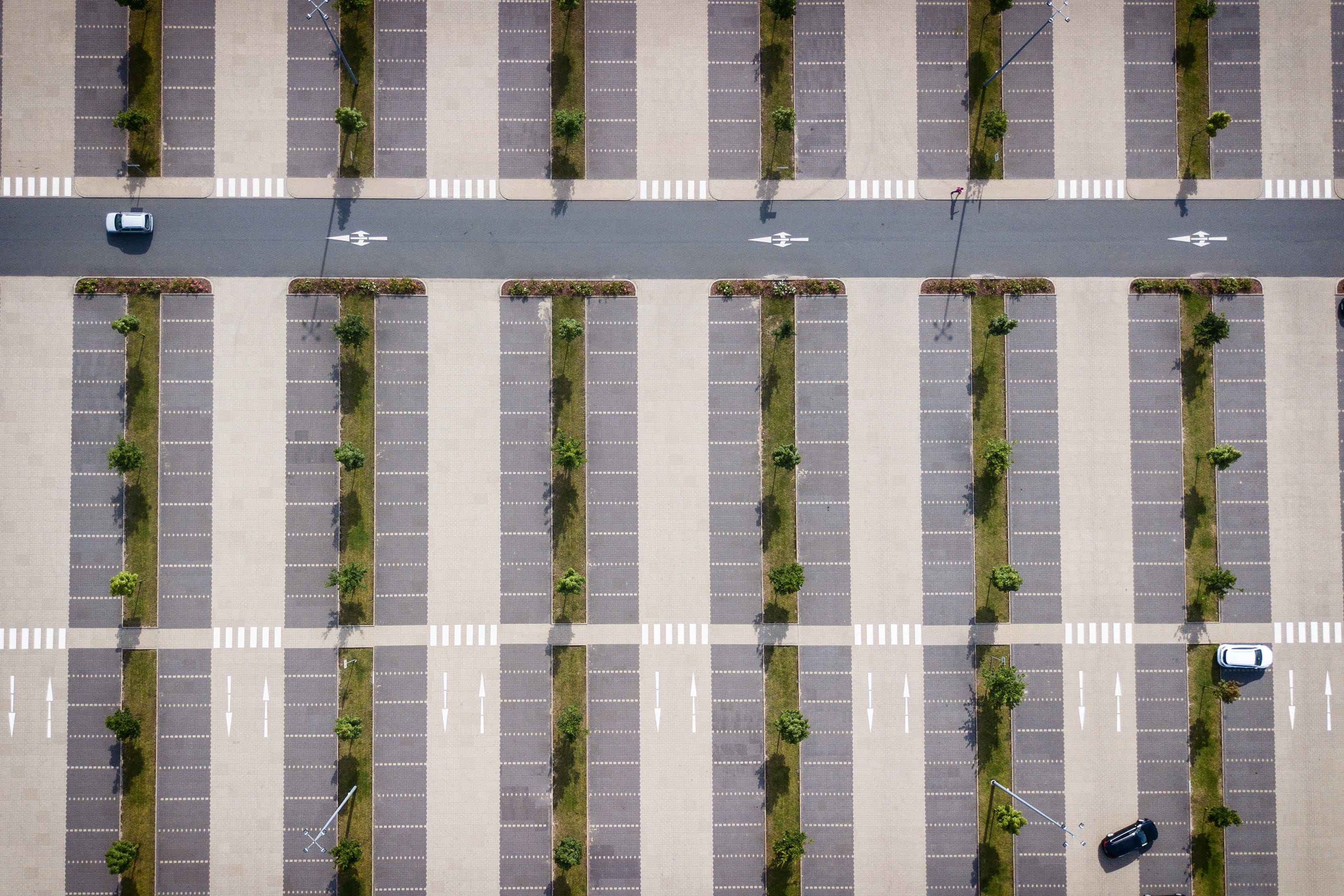 pattern, security, no people, full frame, barrier, fence, cars, capital letter, outdoors, drone cam, architecture, parking lot, number, drone, from above, HD Wallpaper