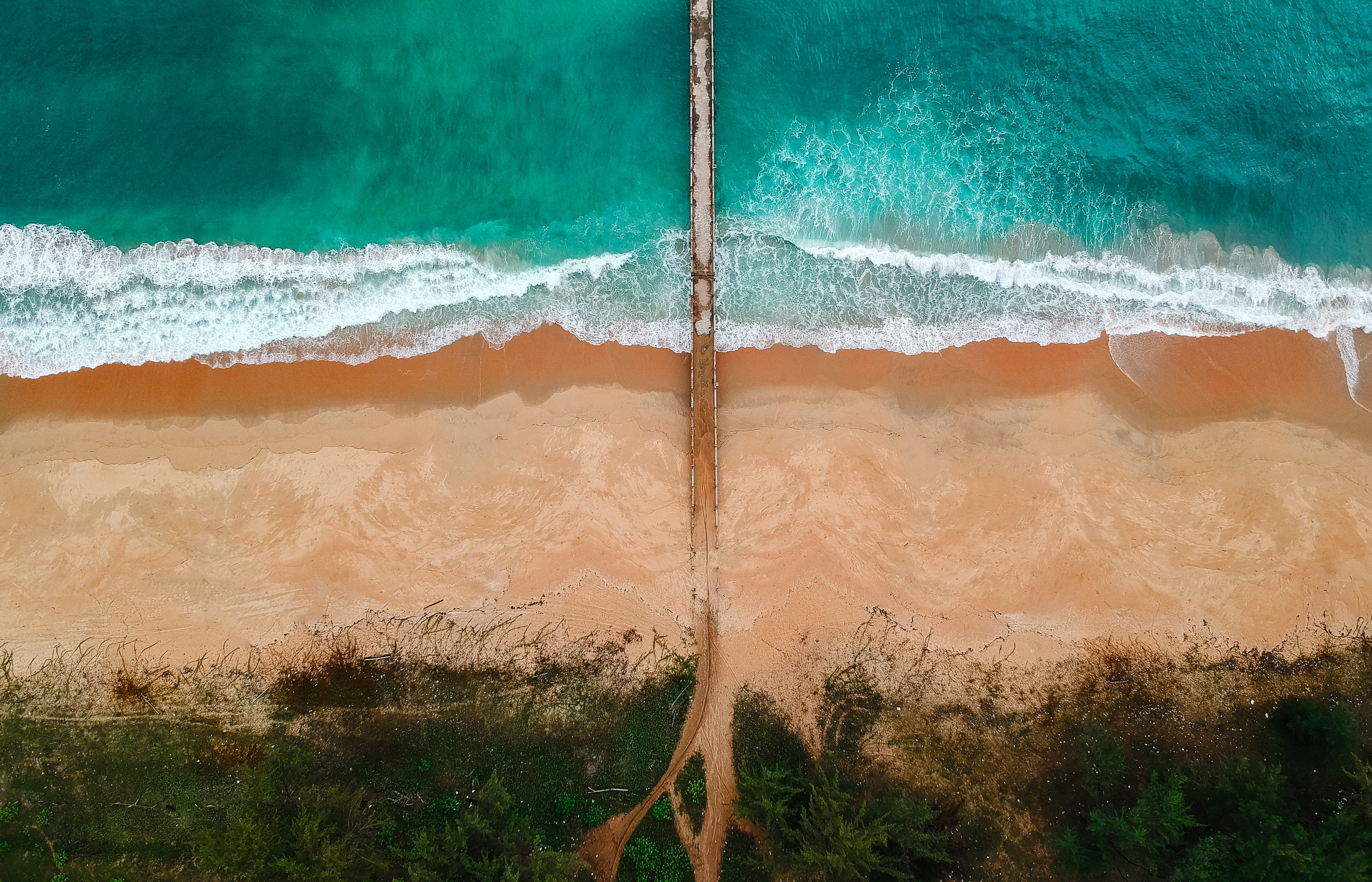 sand, tropical, flowing water, summer, water, seascape, trees, scenic, tranquil, seafoam, waves, vacation, full frame, view, wave, plant, aerial, green color, HD Wallpaper
