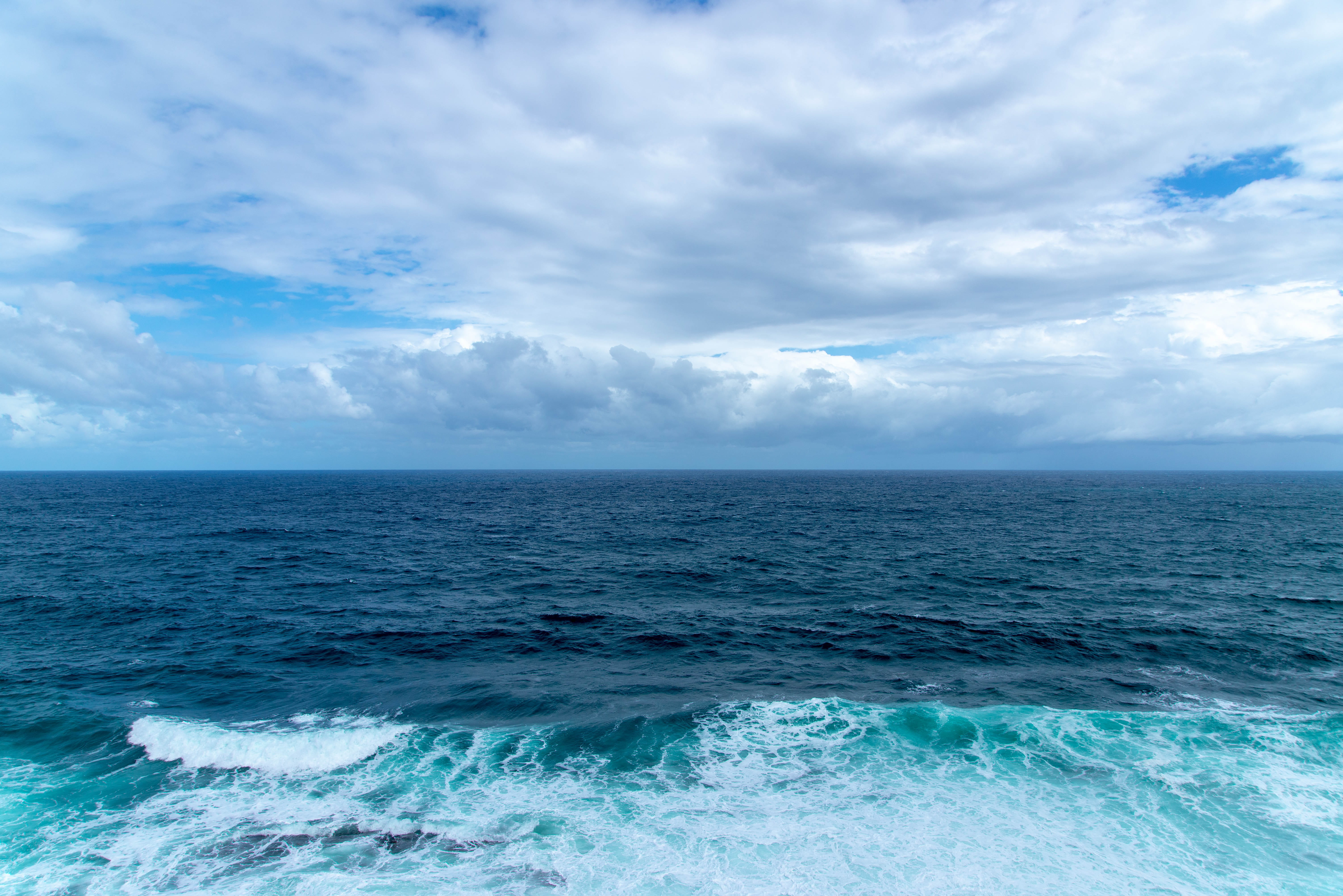 horizon over water, ocean, outdoors, waterfront, turquoise colored, photo, landscape, scenery, water, horizon, blue, non-urban scene, motion, wave, blue waters, HD Wallpaper