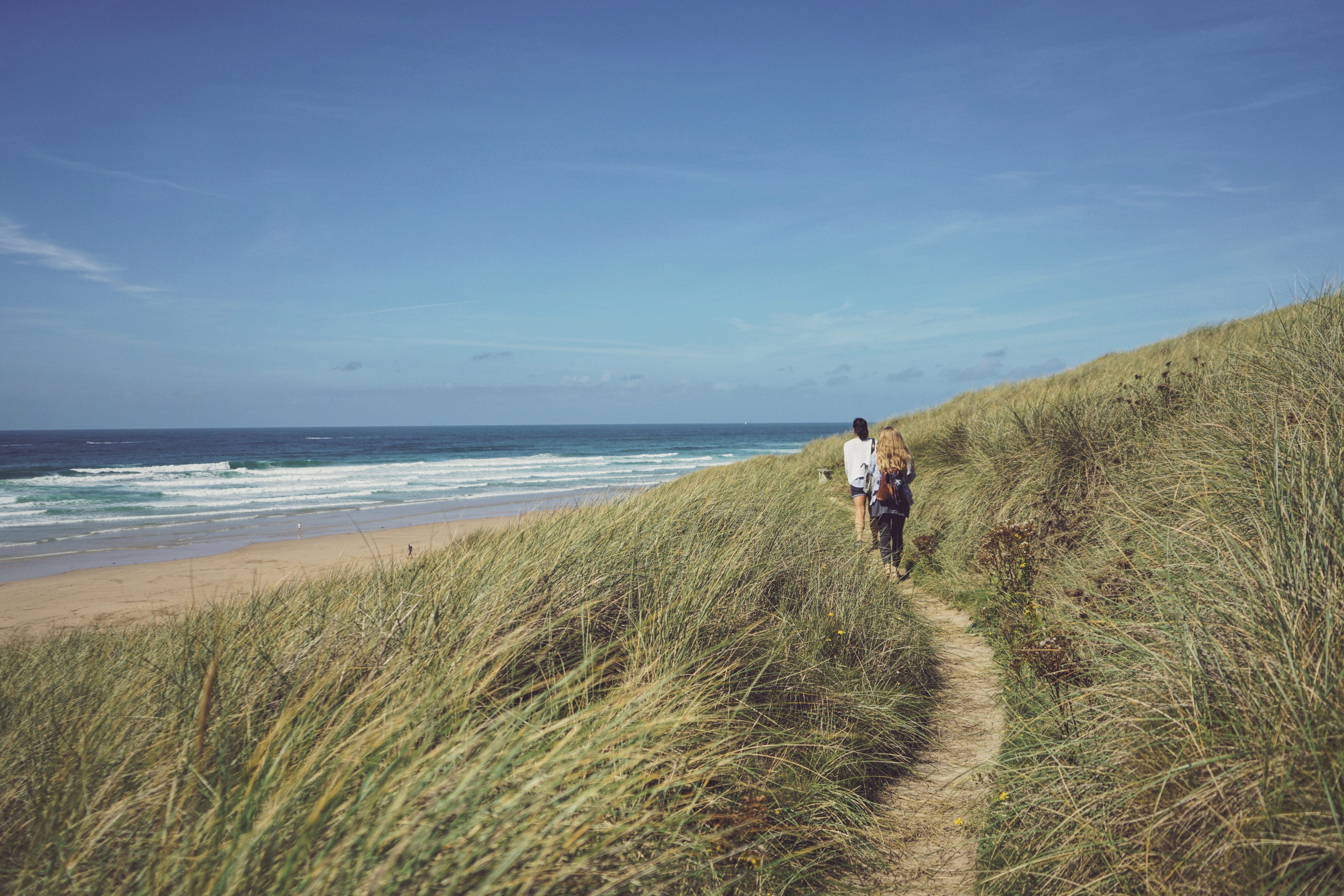 walk, sand dune, grass, nature, 5K, land, non-urban scene, leisure activity, people, outdoors, horizon, trail, person, scenics - nature, walking, lifestyles, HD Wallpaper