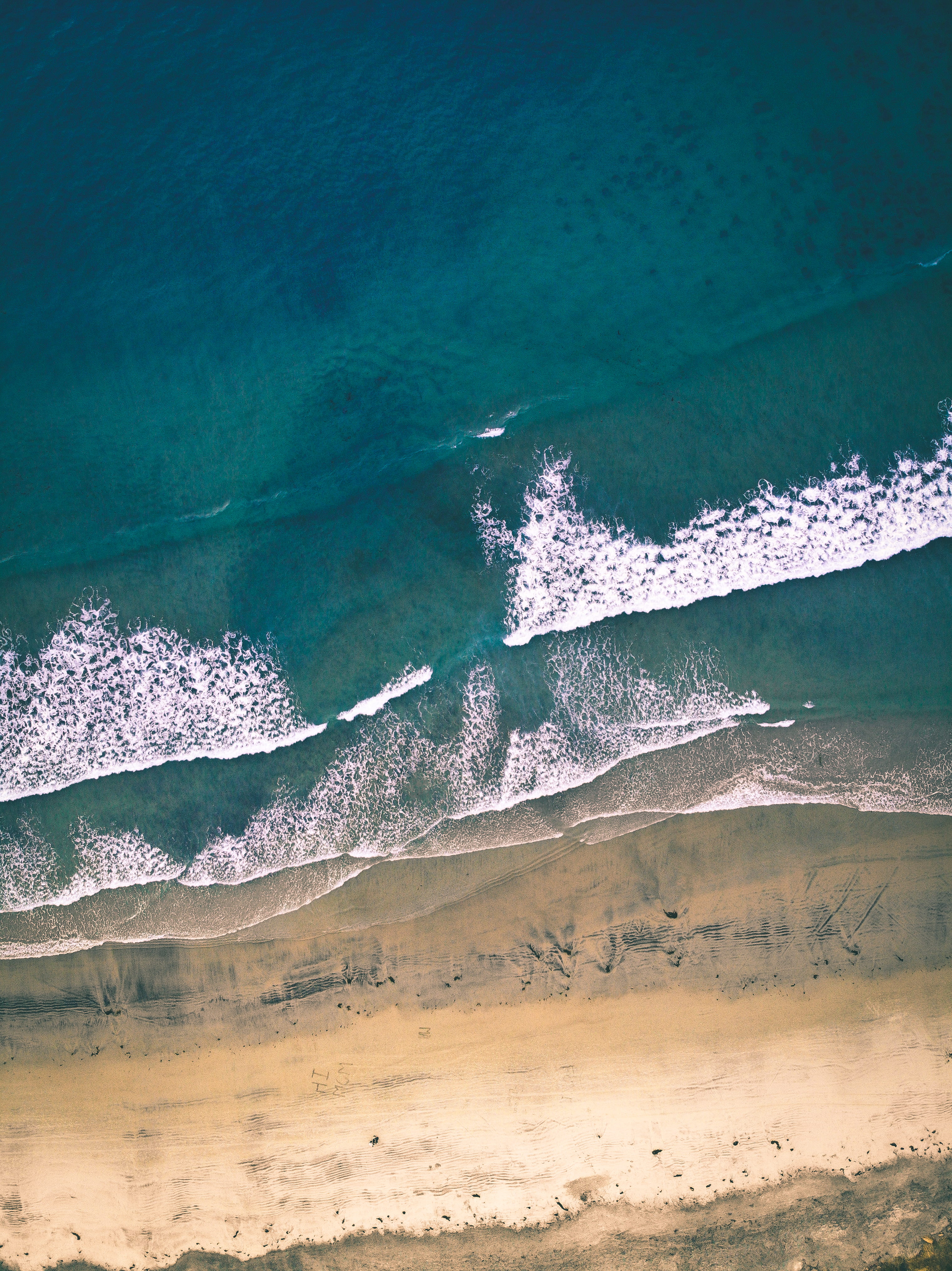 water, seashore, sport, aerial, scenics - nature, land, day, motion, tranquility, daytime, tranquil scene, power in nature, sand, photography, turquoise colored, Phone HD Wallpaper