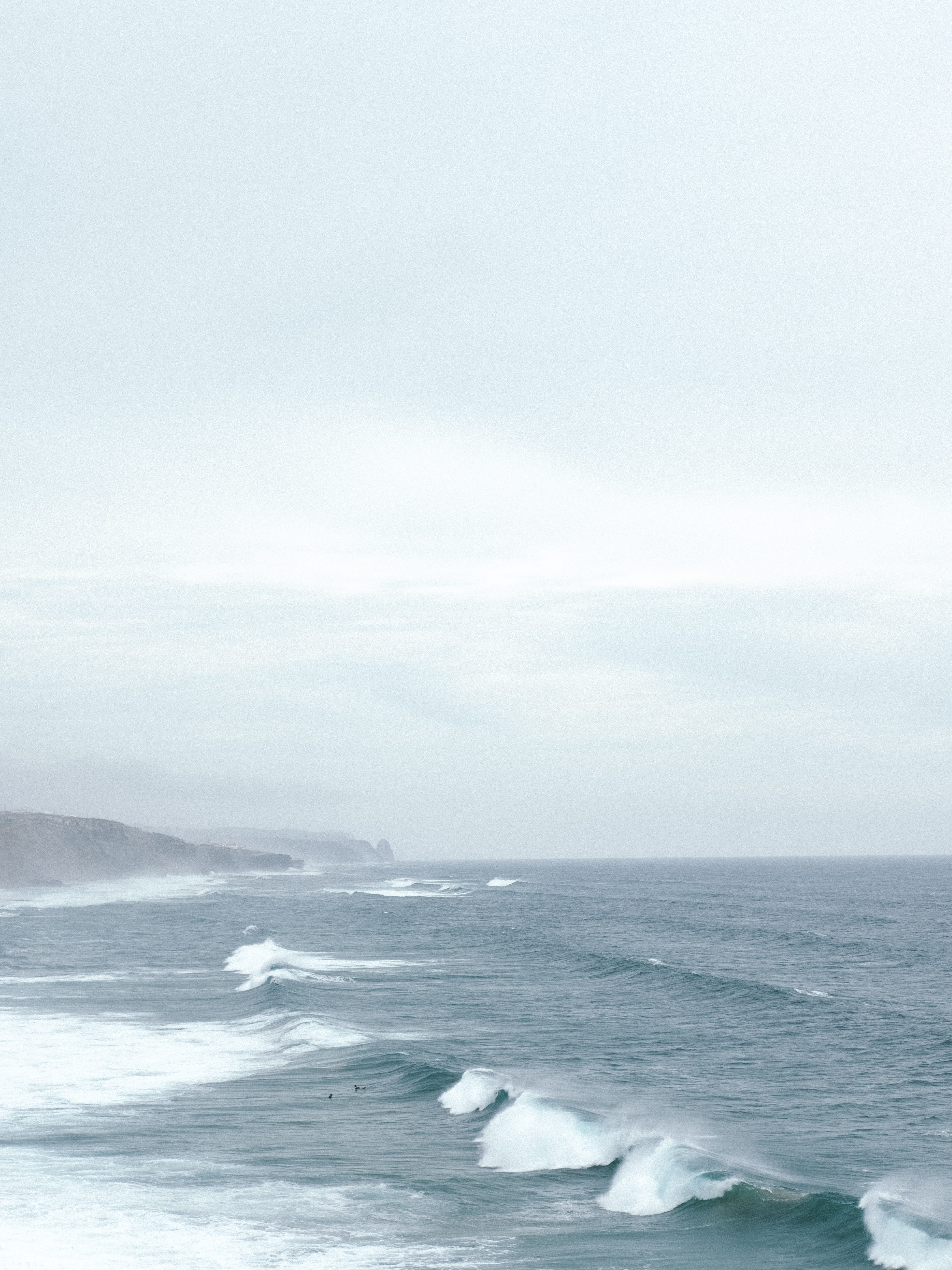 nature, sky, 4K, motion, daytime, outdoors, sea, seawaves, horizon, no people, wave, day, aquatic sport, tranquil scene, land, tranquility, scenics - nature, Phone HD Wallpaper