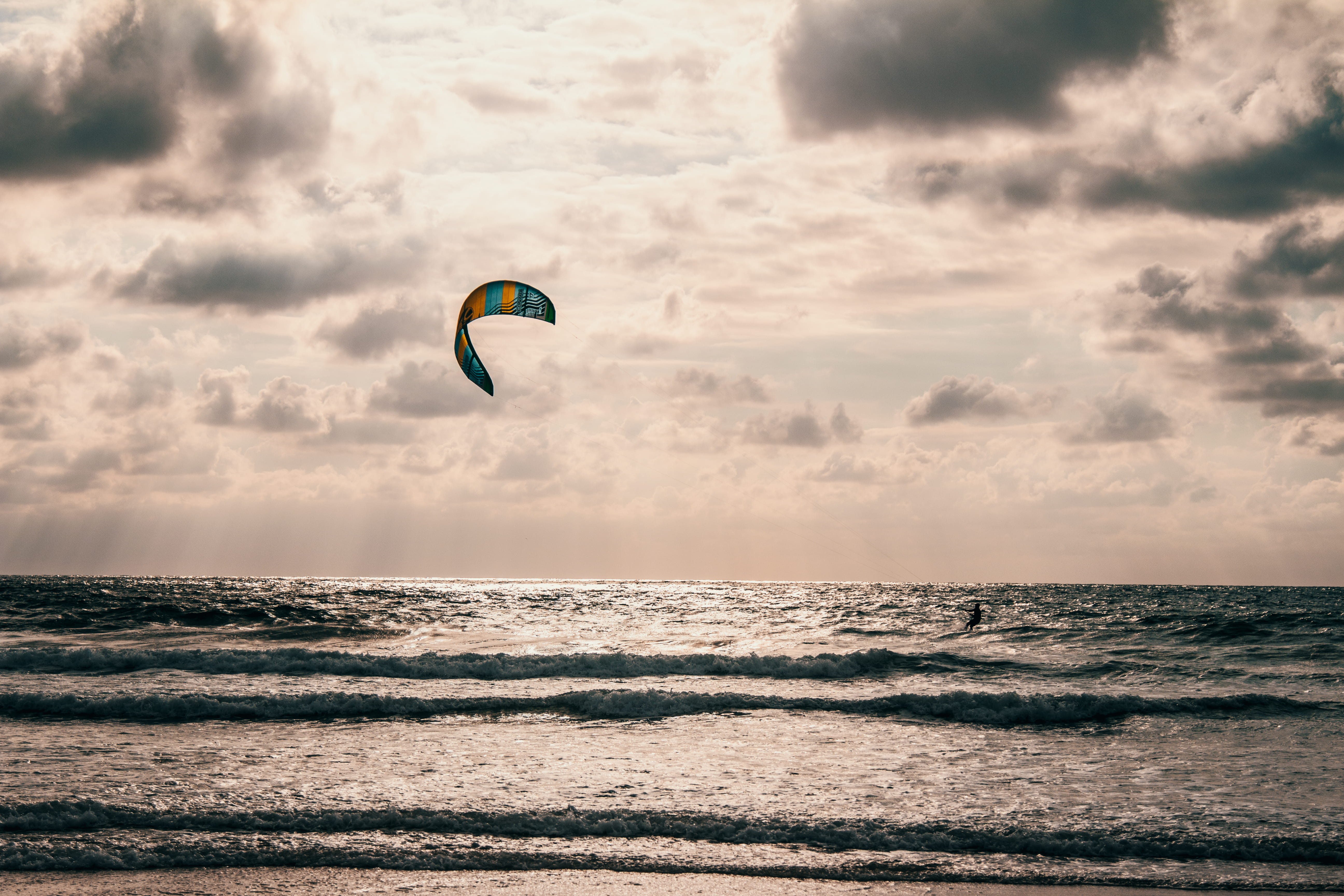 beauty in nature, hossegor, men, extreme sports, unrecognizable person, girl, canon, 24mm, france, lifestyles, man, real people, holiday, freedom, leisure activity, HD Wallpaper