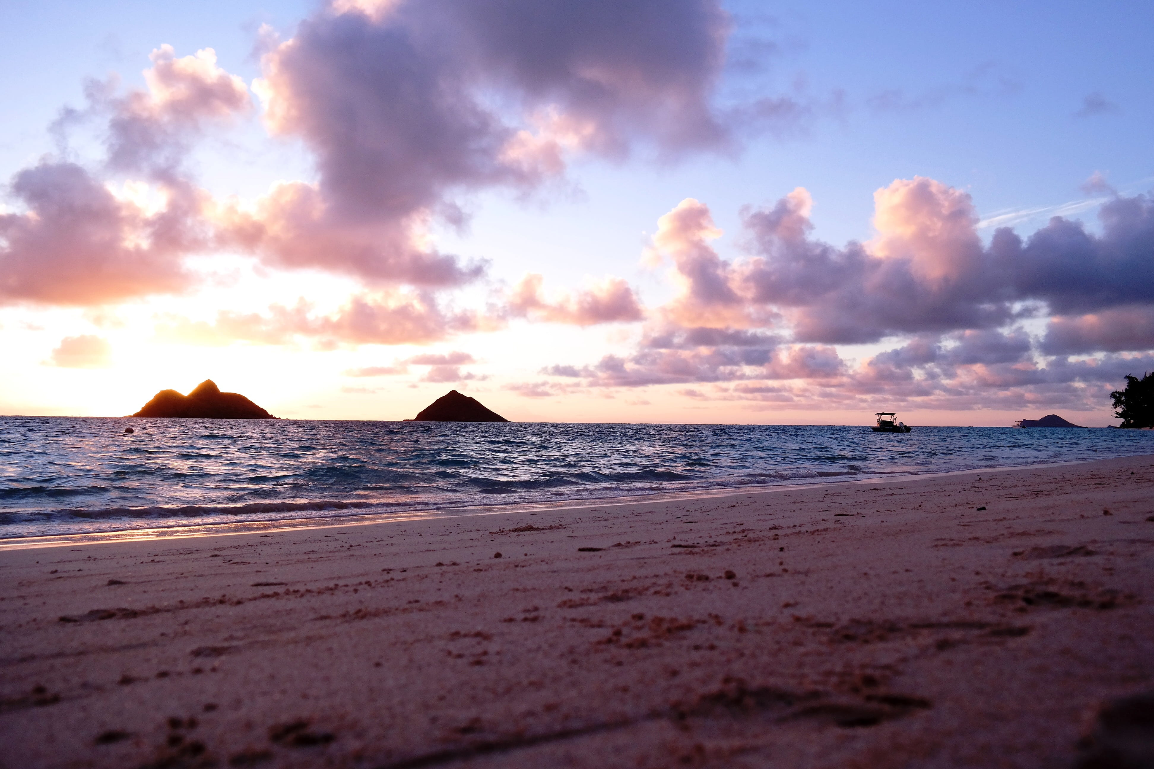 nautical vessel, no people, kailua, cloud - sky, summer, sun, scenics - nature, nature, sand, hawaii, tranquility, land, sea, 4K, sunset, sky, beach, horizon over water, HD Wallpaper