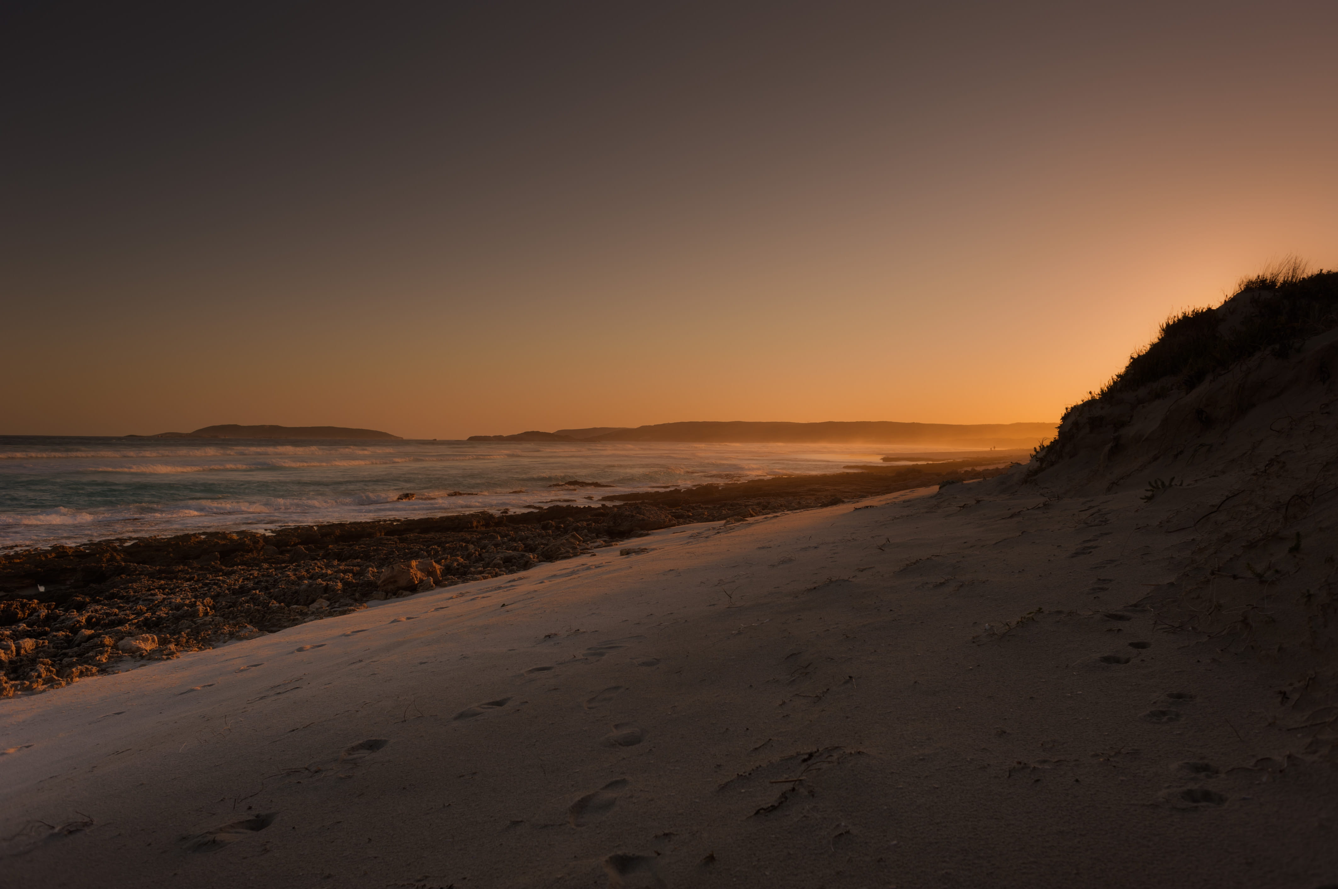 no people, beach, sky, body, scenics - nature, minimal alndscape, outdoors, sunset, sea, silhouette, horizon, tranquility, non-urban scene, dalyup, land, HD Wallpaper