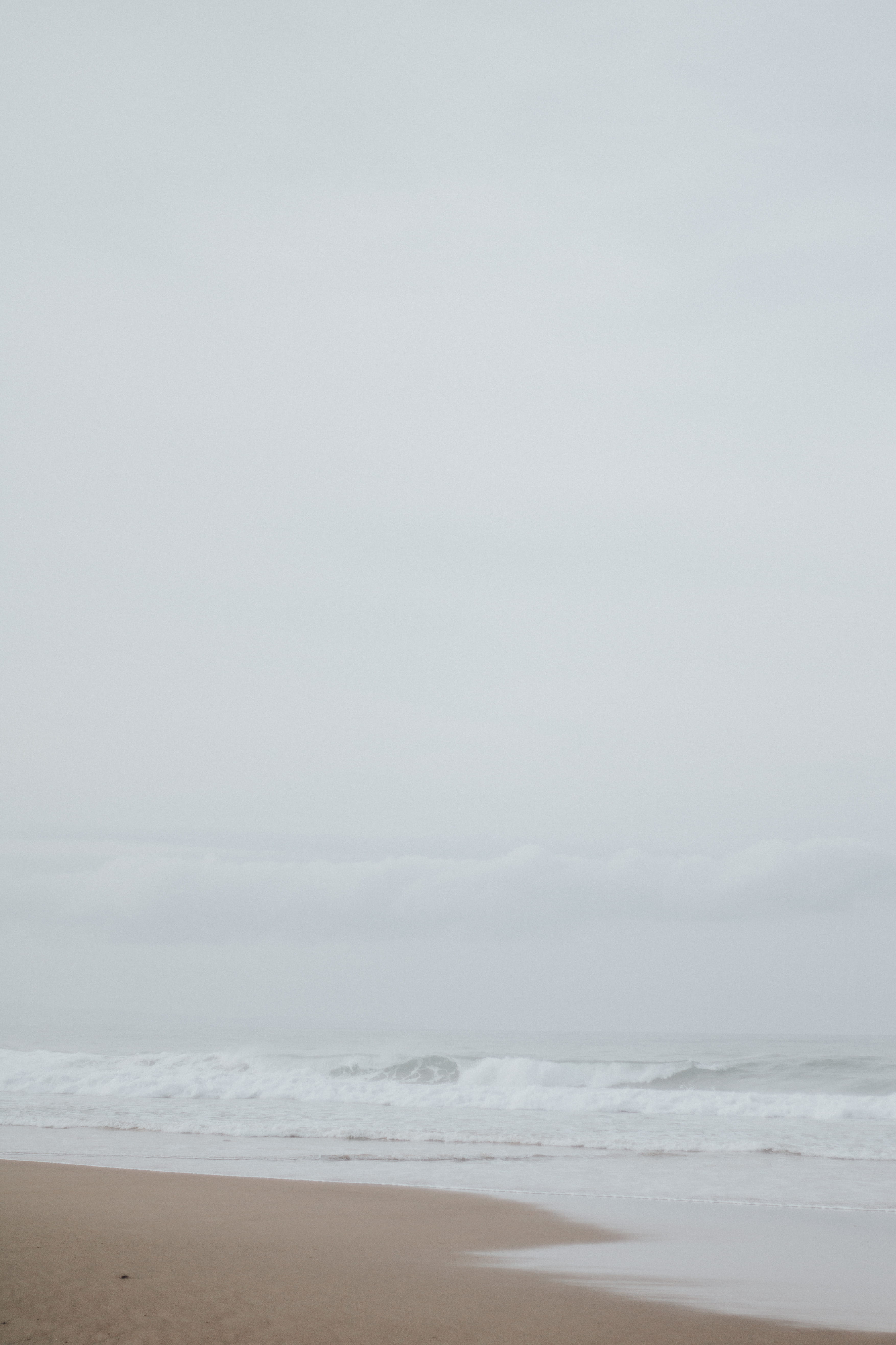 storm, copy space, island, white, tropical, minimal, summer, 5K, cloud - sky, indonesia, warm, beach, land, overcast, beauty in nature, beautiful, horizon, Phone HD Wallpaper