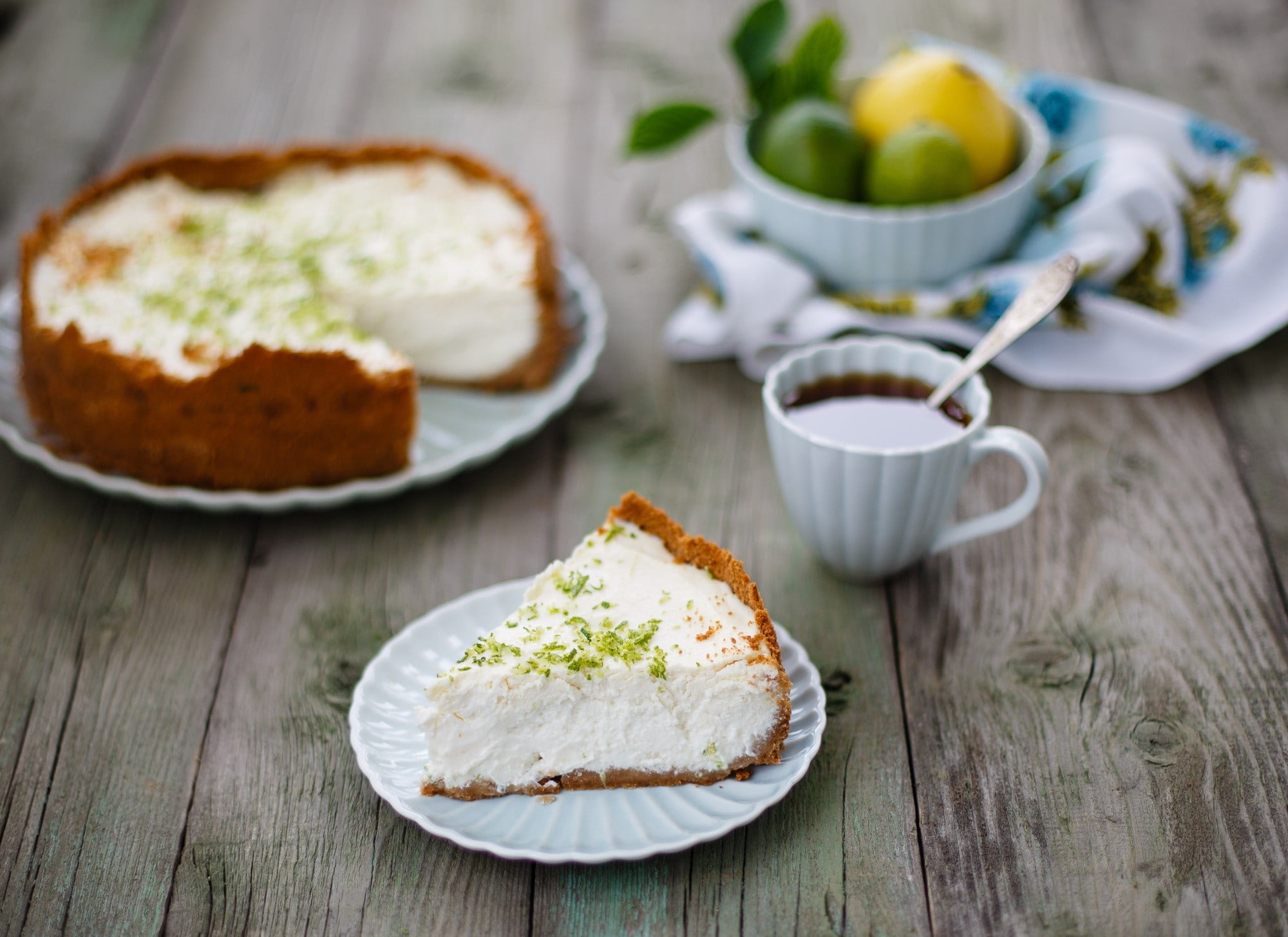 bakery, brown, baked, coffee, white, sweet Food, breakfast, dessert, rustic, table knife, lunch, refreshment, gourmet, icing, bread, bowl, cheesecake, egg, HD Wallpaper
