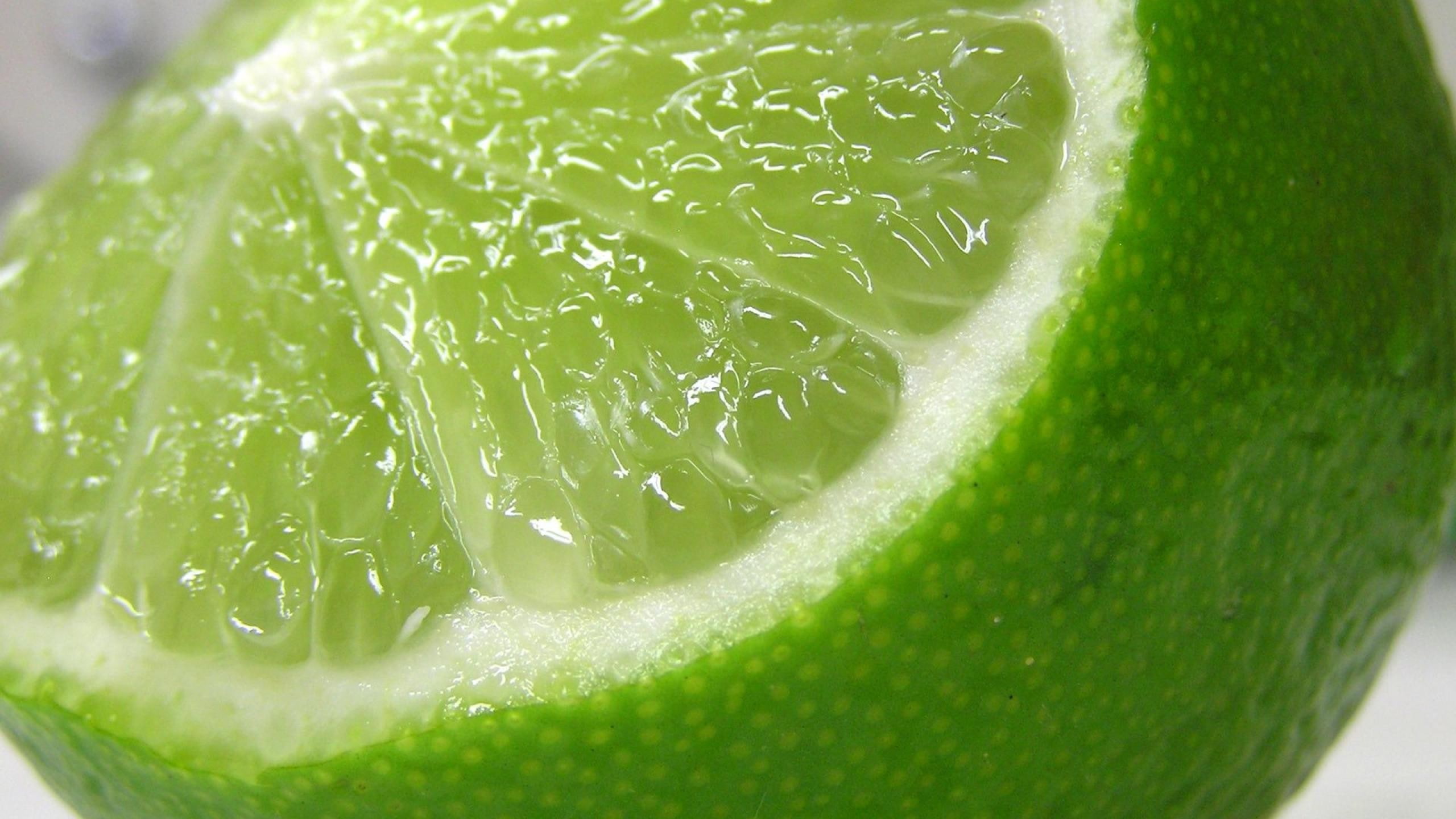 raw food, vegetable, nature, bubble, green color, food, slice, healthy lifestyle, still life, close-up, freshness, healthy eating, indoors, macro, 2K, HD Wallpaper