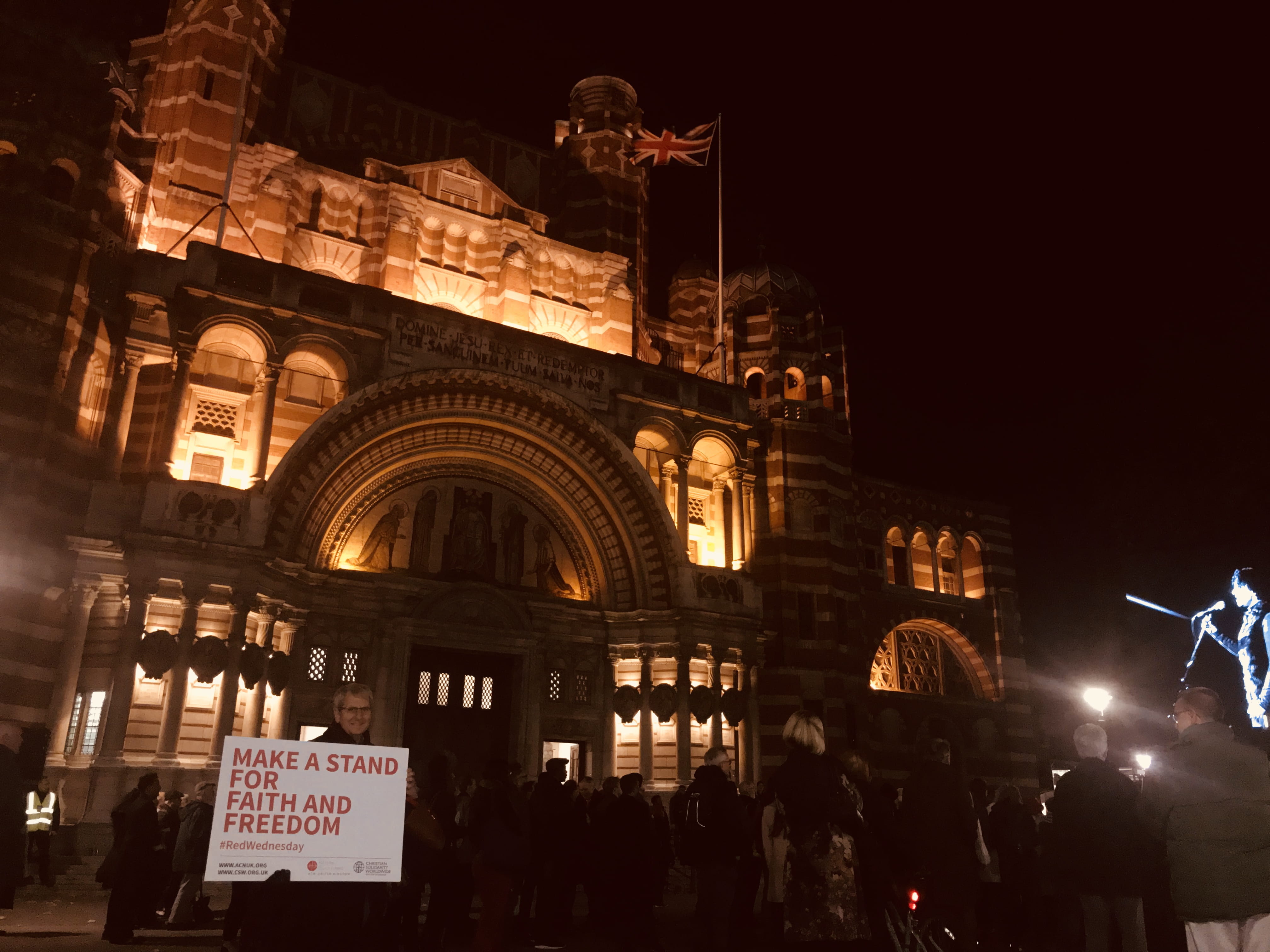 persecution, christianity, communication, arched, window, 4K, church, westminster cathedral, city, red wednesday, sky, architecture, travel, text, nature, HD Wallpaper
