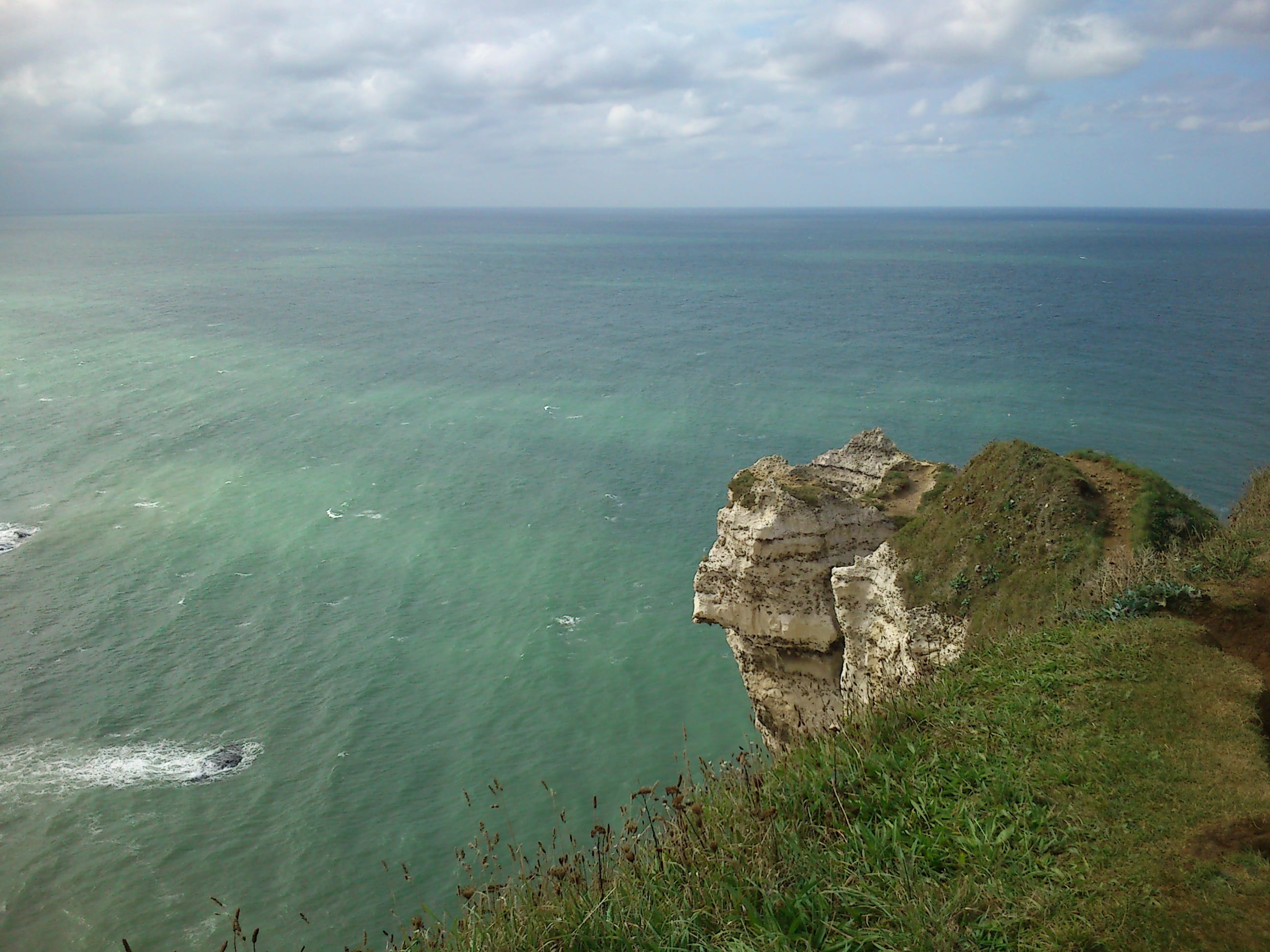 outdoors, sky, horizon over water, water, no people, grass, land, étretat, tranquil scene, day, non-urban scene, idyllic, sea, high angle view, landscape, HD Wallpaper
