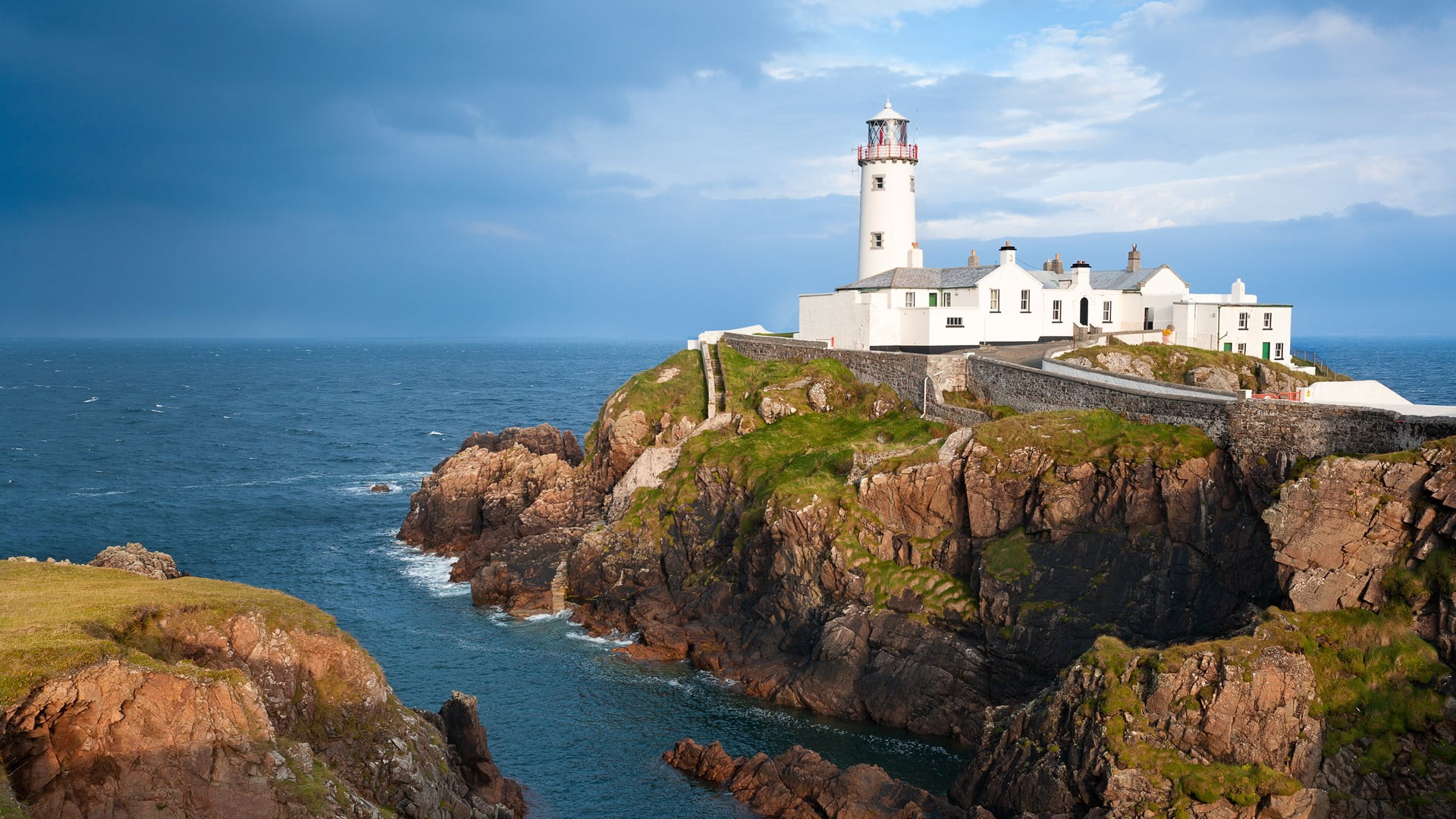 coast, clouds, storm, island, 1080P, landscape, sky, sea, waves, Fanad Head Lighthouse, nature, rocks, water, Ireland, HD Wallpaper