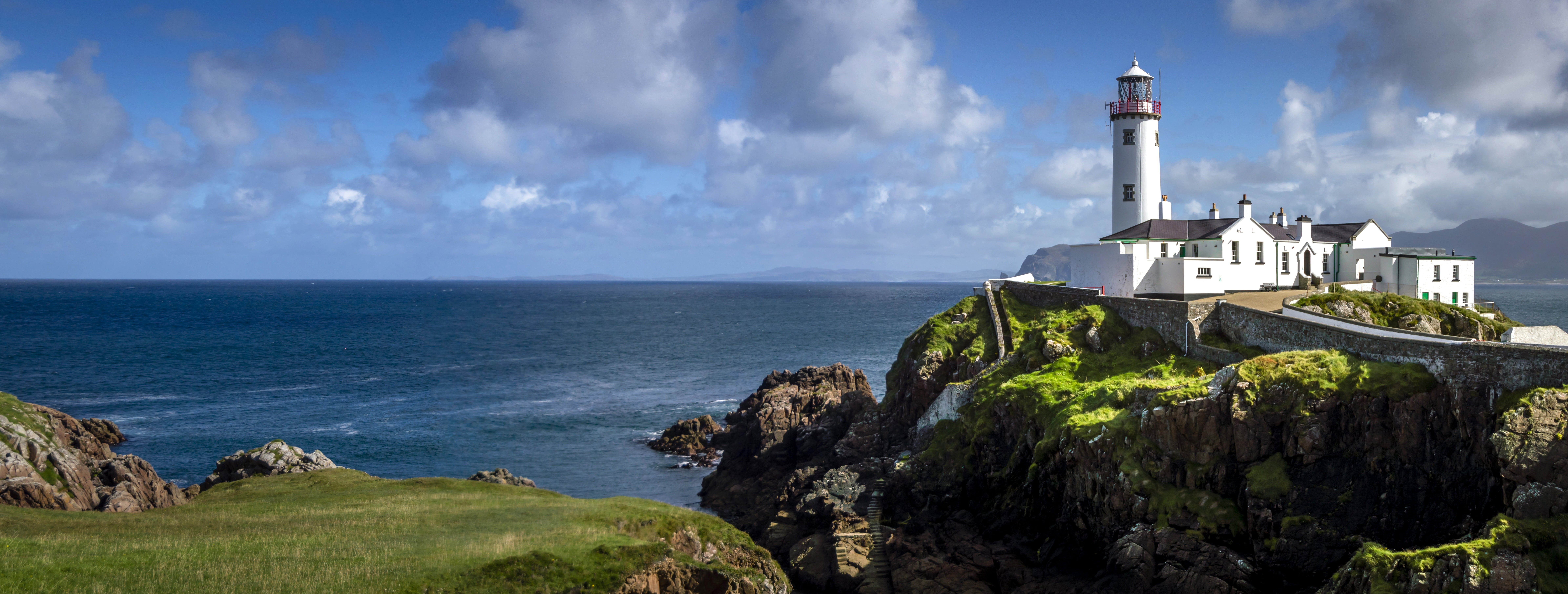 lighthouse, Atlantic Ocean, Lighthouse Fanad Head, the ocean, County Donegal, 8K, Ireland, Fanad Head Lighthouse, coast, The Atlantic ocean, HD Wallpaper