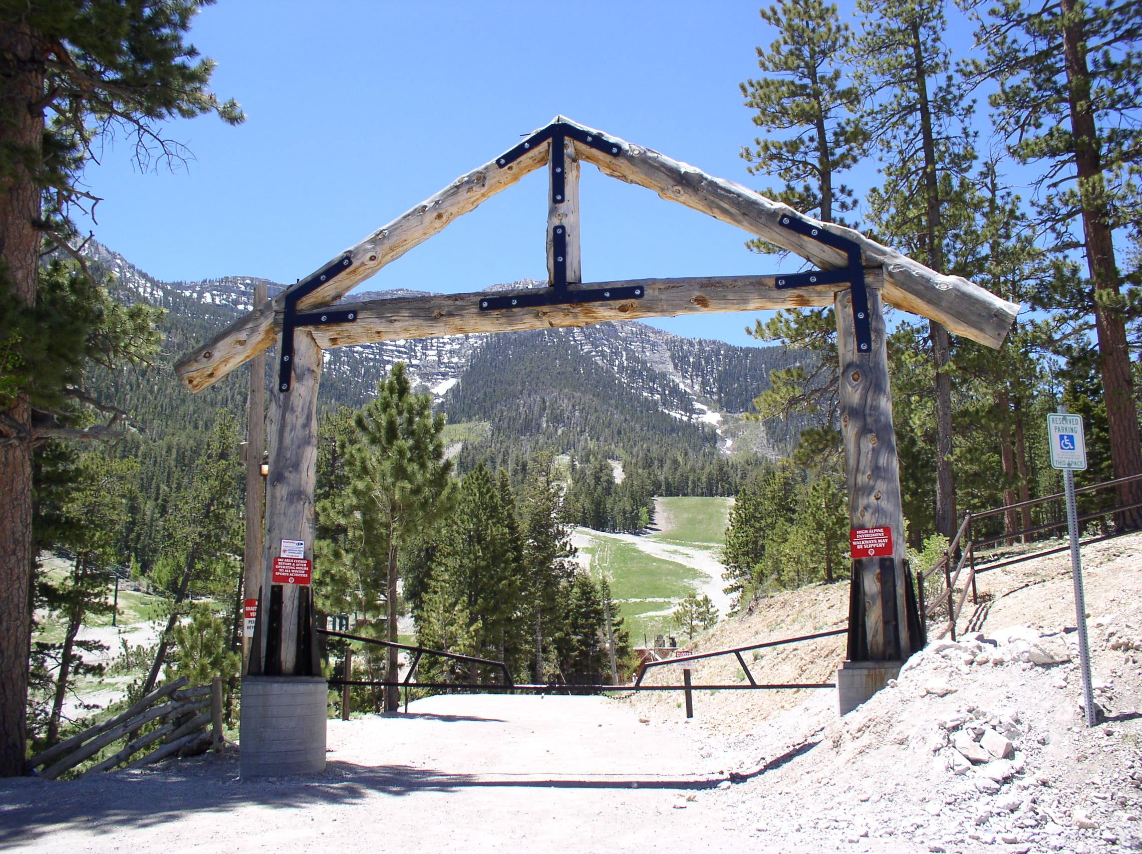 gate, nevada, mt charleston, wooden, charleston, gray, 3d and abstract, mt, 1080P, kyle canyon, HD Wallpaper