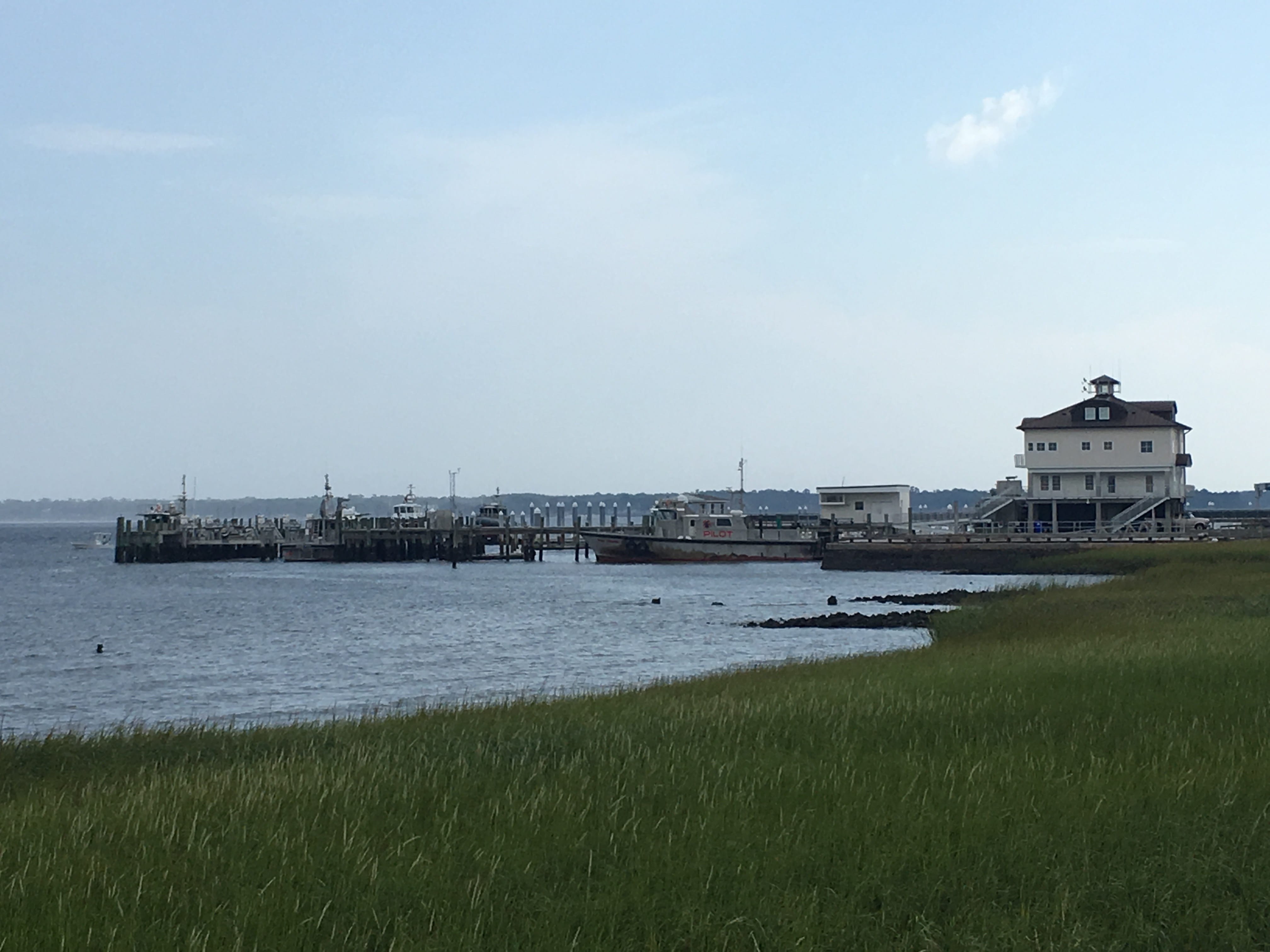nature, tranquility, built structure, plant, building exterior, sky, building, no people, boat, cloud - sky, charleston, day, waterfront, tranquil scene, HD Wallpaper