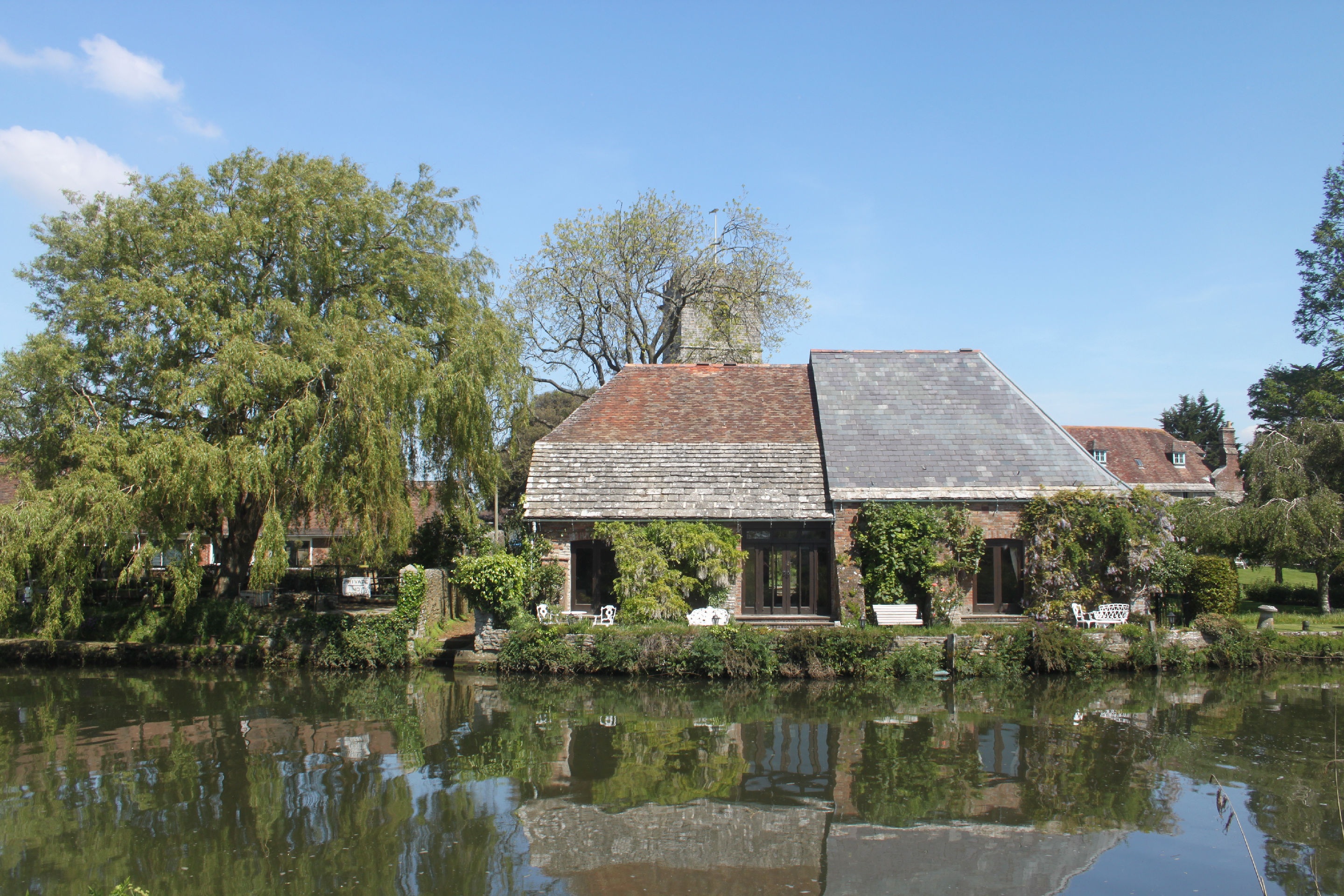 dorset, plant, outdoors, lake, day, ancient, building, travel, tranquility, wareham, architecture, waterfront, residential district, nature, house, 2K, HD Wallpaper