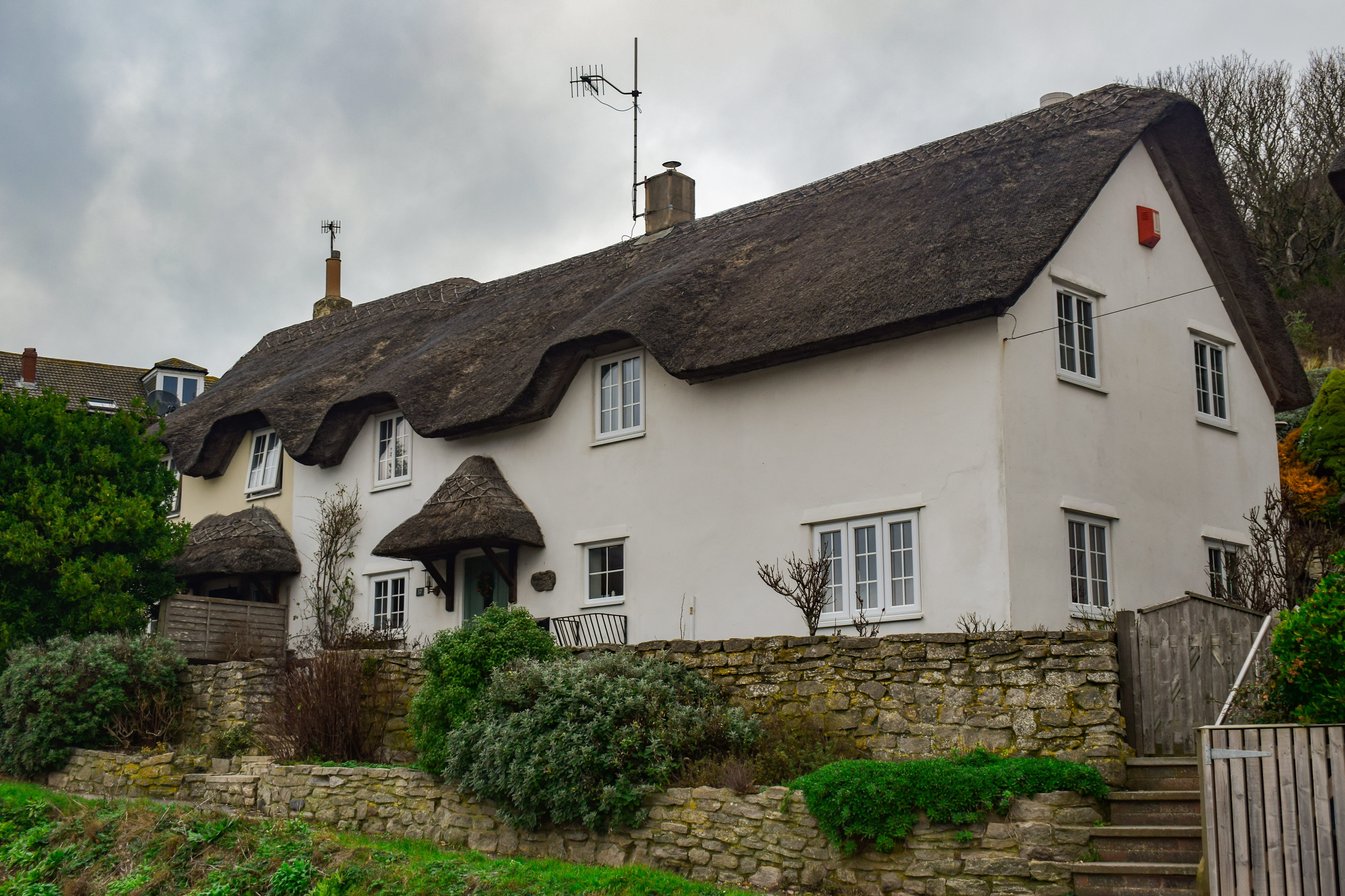 united kingdom, home, village, residential district, low angle view, dorset, sky, countryside, house, outdoors, cottage, rural, building, tree, town, built structure, HD Wallpaper