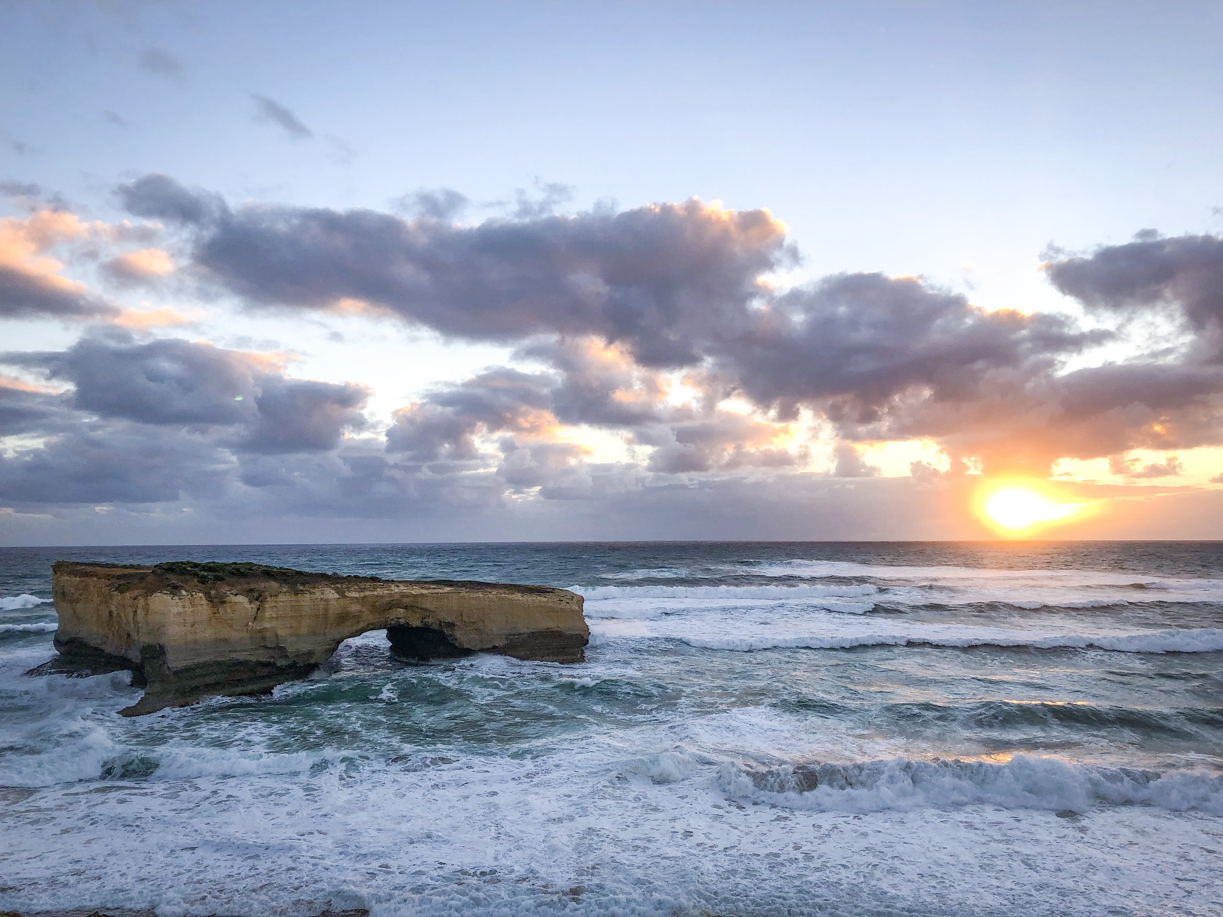 nature, london bridge, architecture, great ocean road, sunlight, beauty in nature, land, austrilia, horizon over water, no people, sea, scenics - nature, HD Wallpaper
