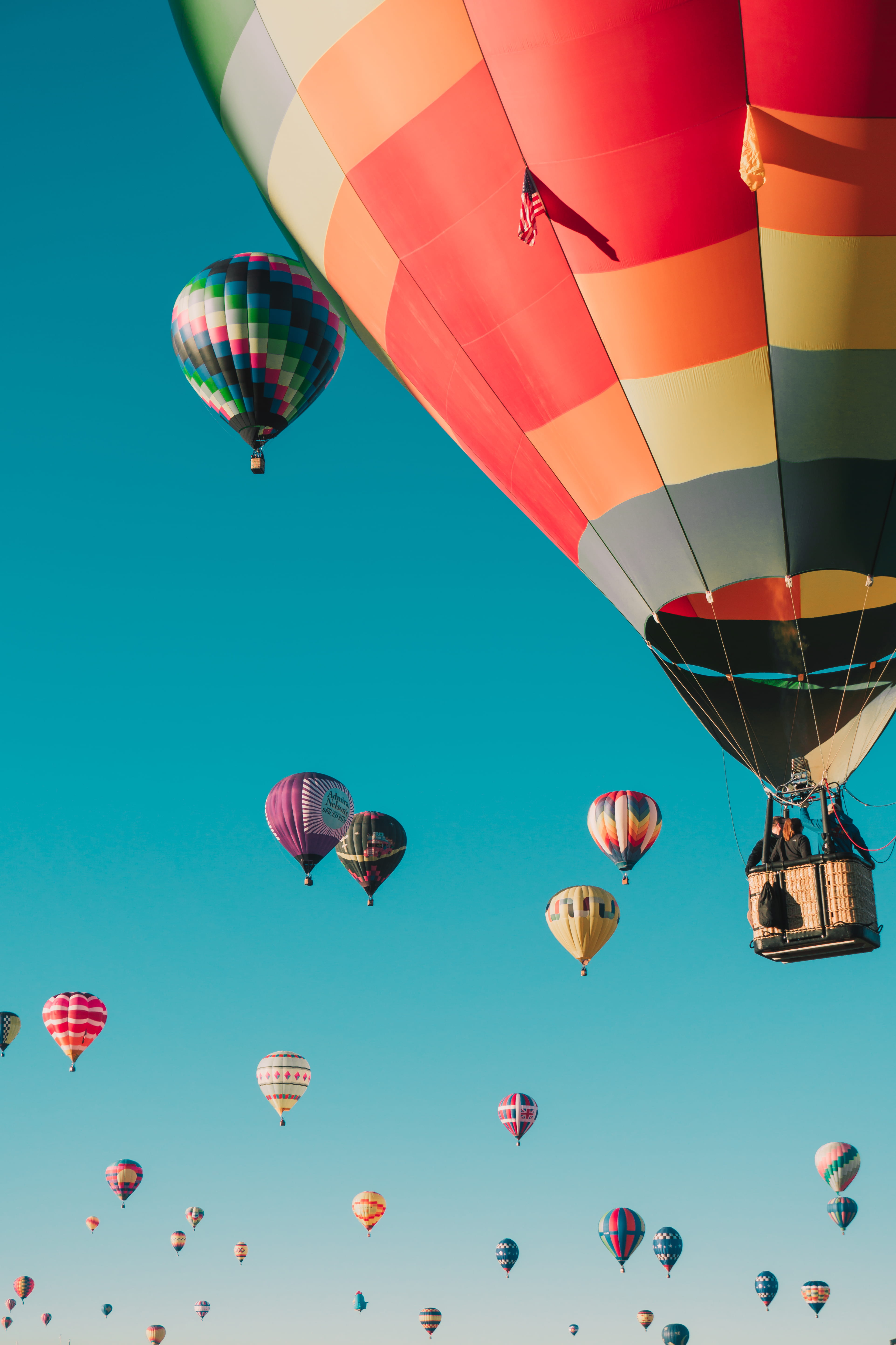 extreme sports, riding, clear sky, adventure, 5K, air vehicle, hot air balloon feistum, hot, air, transportation, sky, color, flag, motion, no people, Phone HD Wallpaper