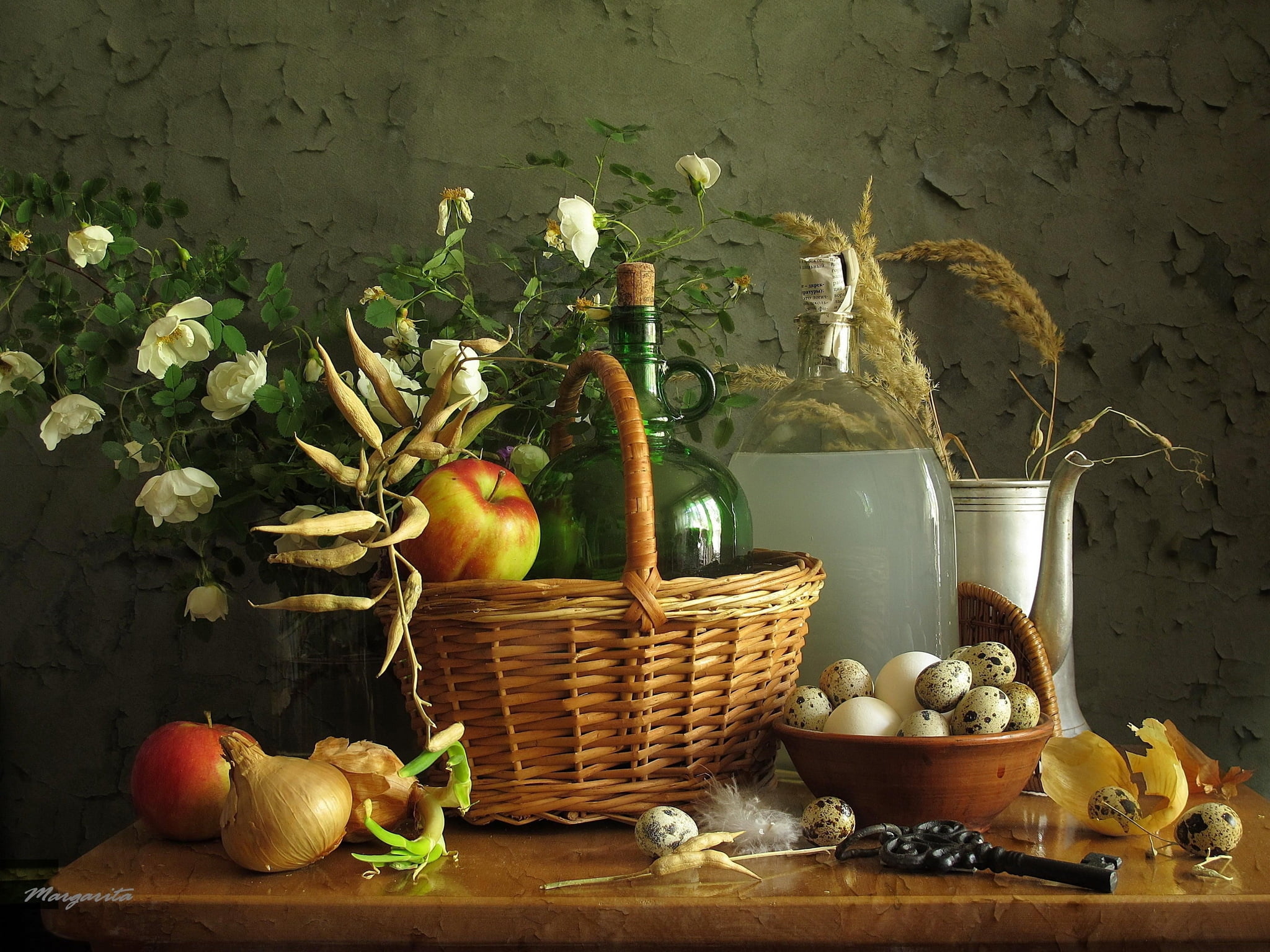 flowering plant, farm, wood - Material, indoors, vegetarian Food, onion, raw Food, backgrounds, wicker, crop, food, brown, rustic, vegetable, still Life, HD Wallpaper