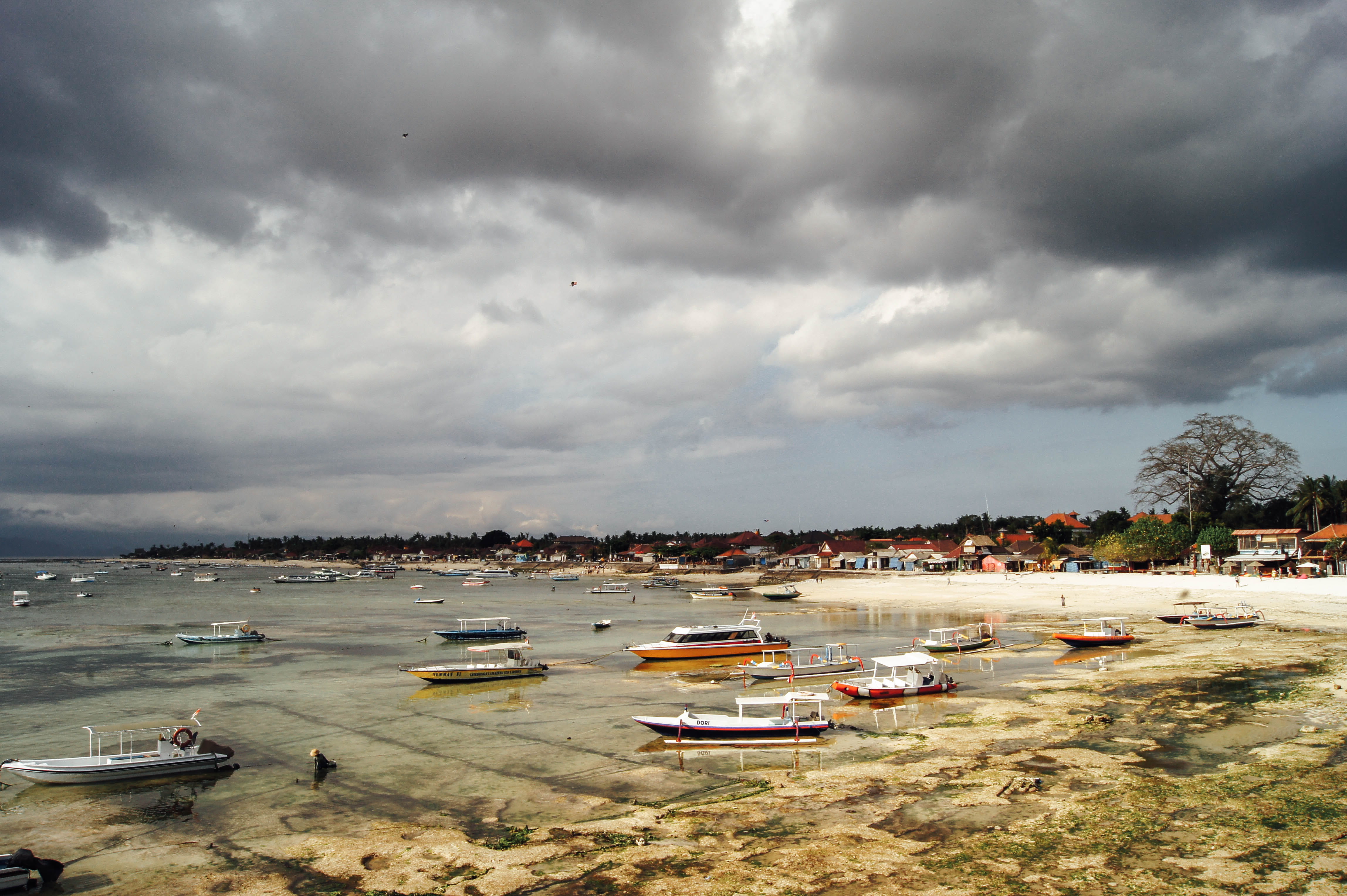 nature, boats, ominous, transportation, beauty in nature, clouds, seaweed, sailboat, anchored, scenics - nature, nusalembongan, moored, outdoors, water, HD Wallpaper